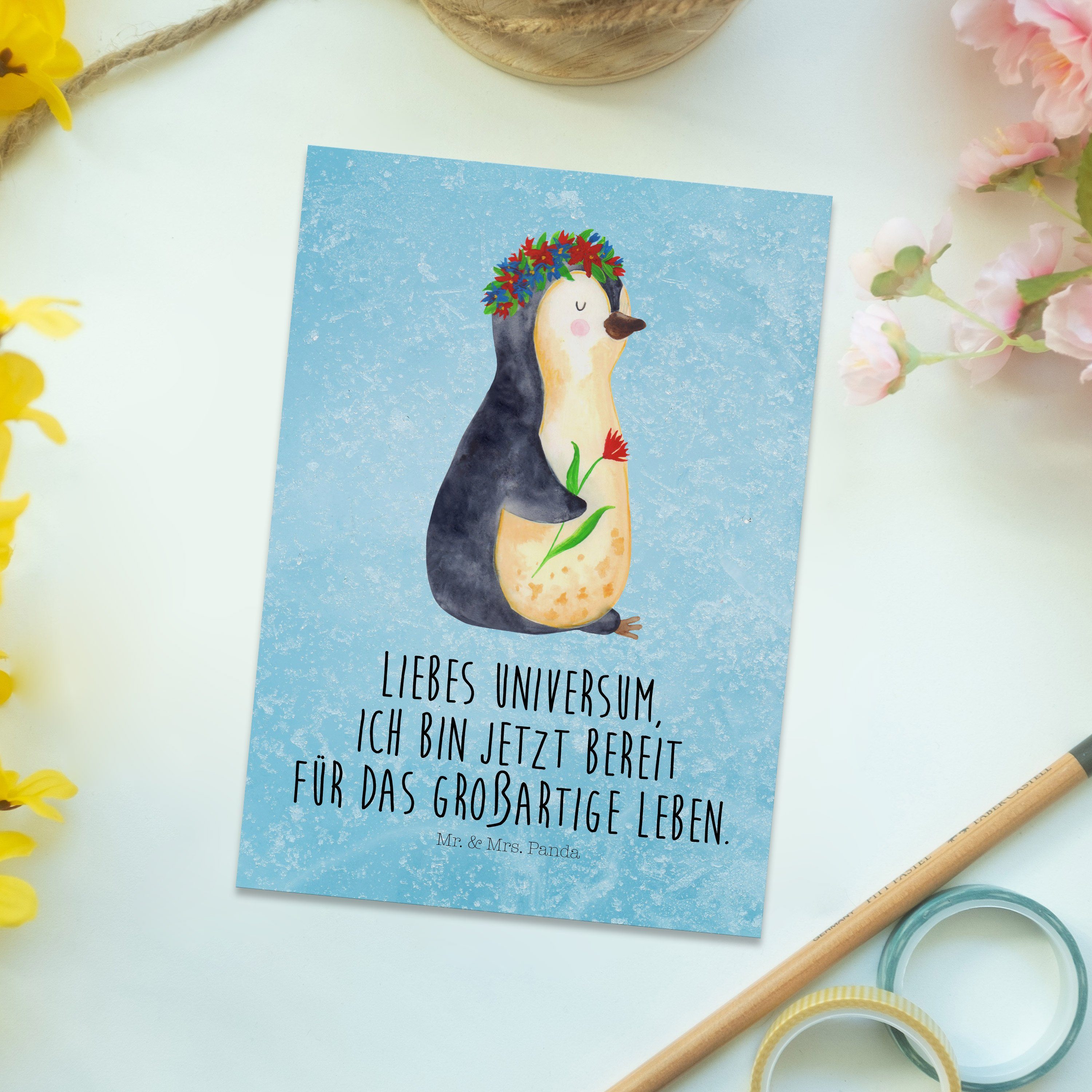 Mr. & Mrs. Panda Postkarte - Geschenk, Einladungskarte, Blumenkranz Pinguin Liebeskumm - Eisblau