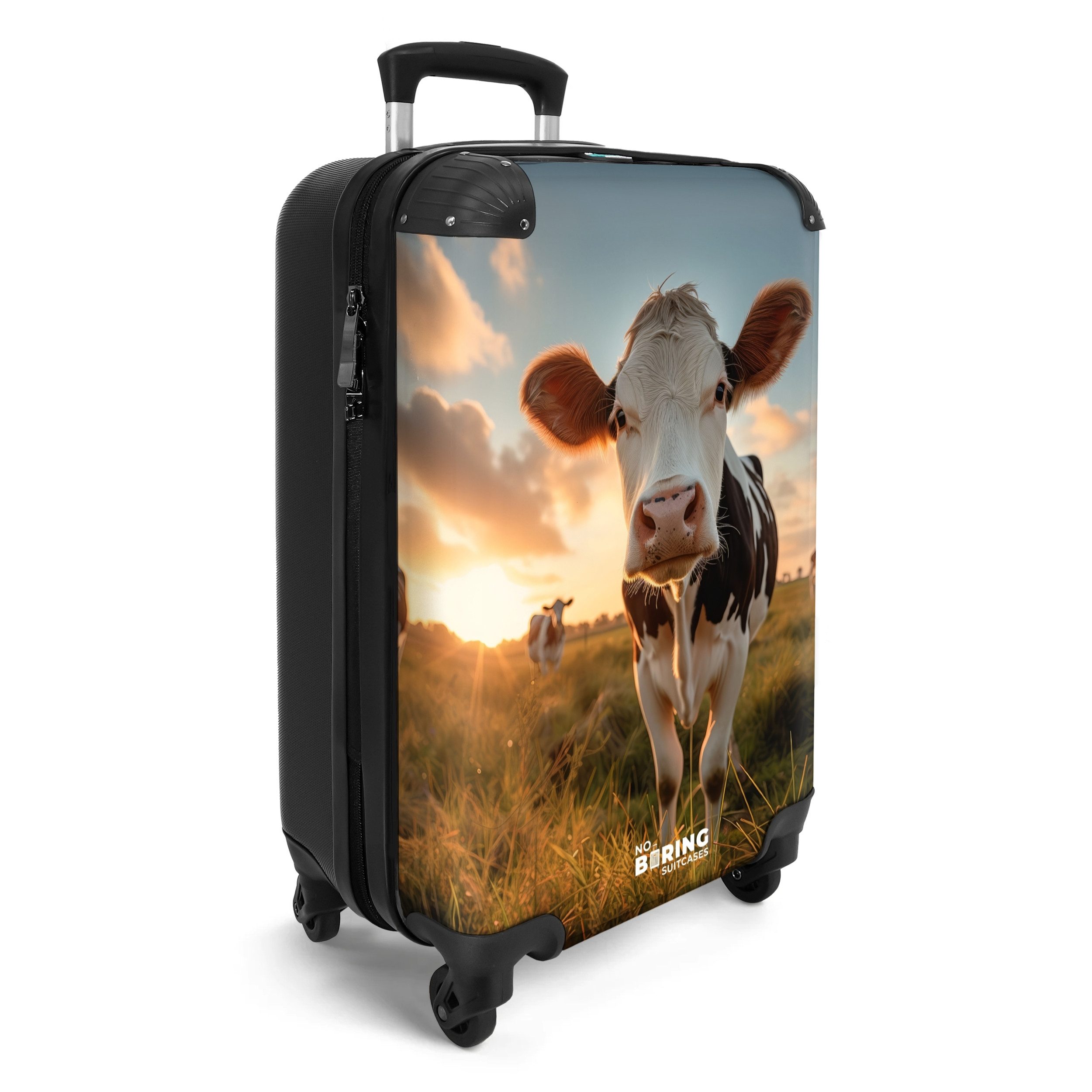 NoBoringSuitcases.com© Hartschalen-Trolley Kühe auf der Weide günstig online kaufen