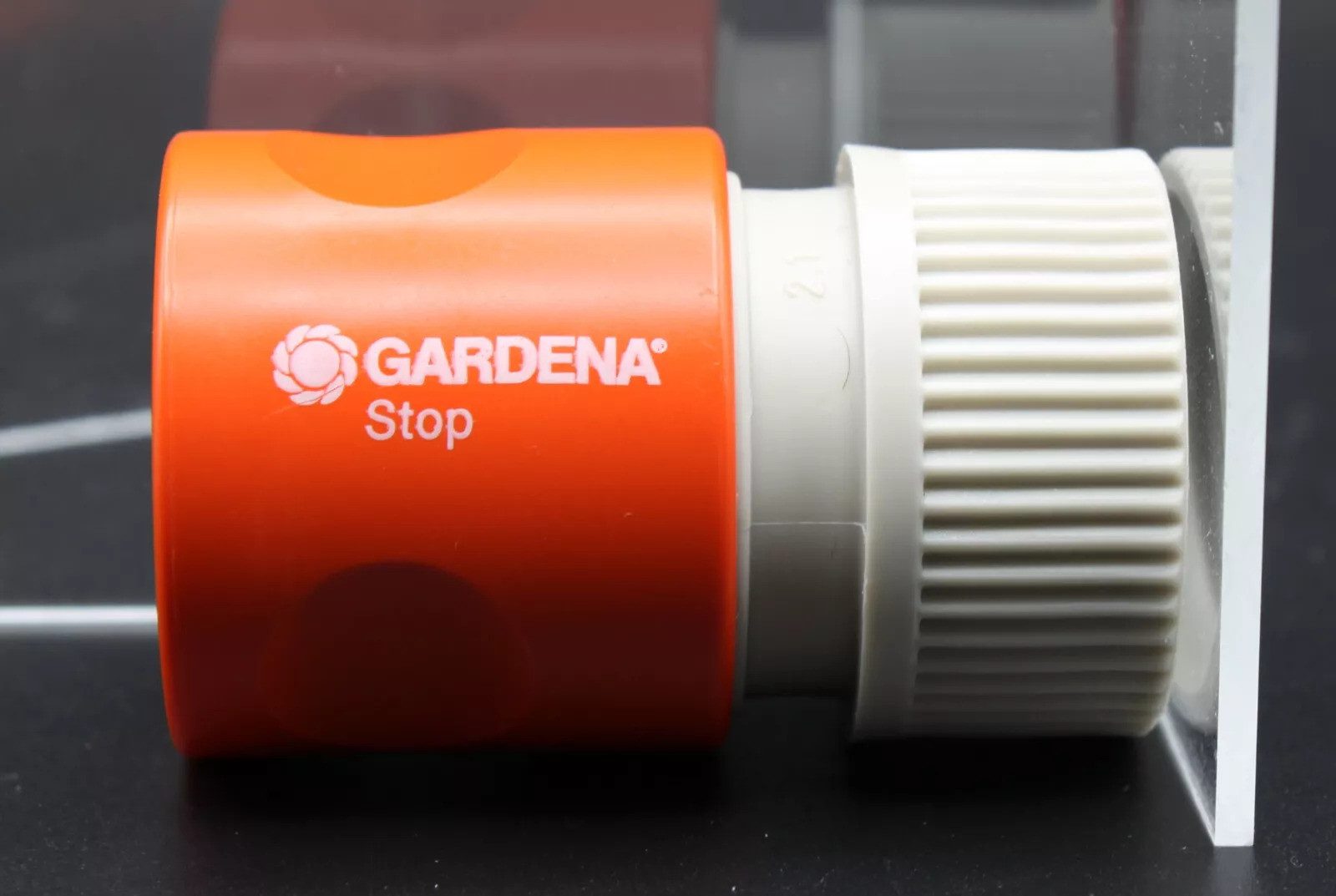 GARDENA Соединитель шланга Wasserstop für Schlauchregner: 995, 996 Gartenbedarf