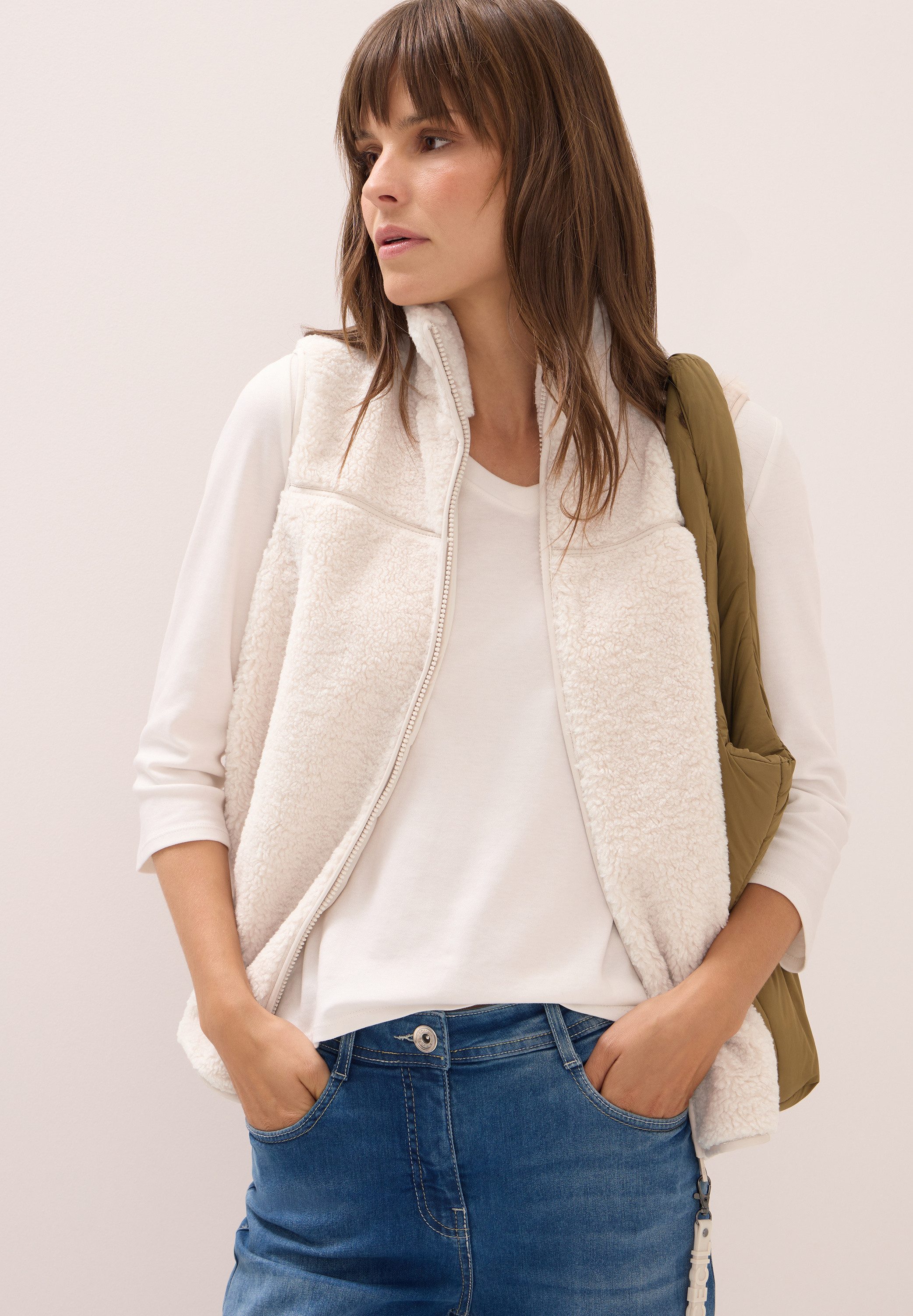 CECIL - Bouclé Weste - Modehaus Fahr Onlineshop Produktbild-Vorschau 4