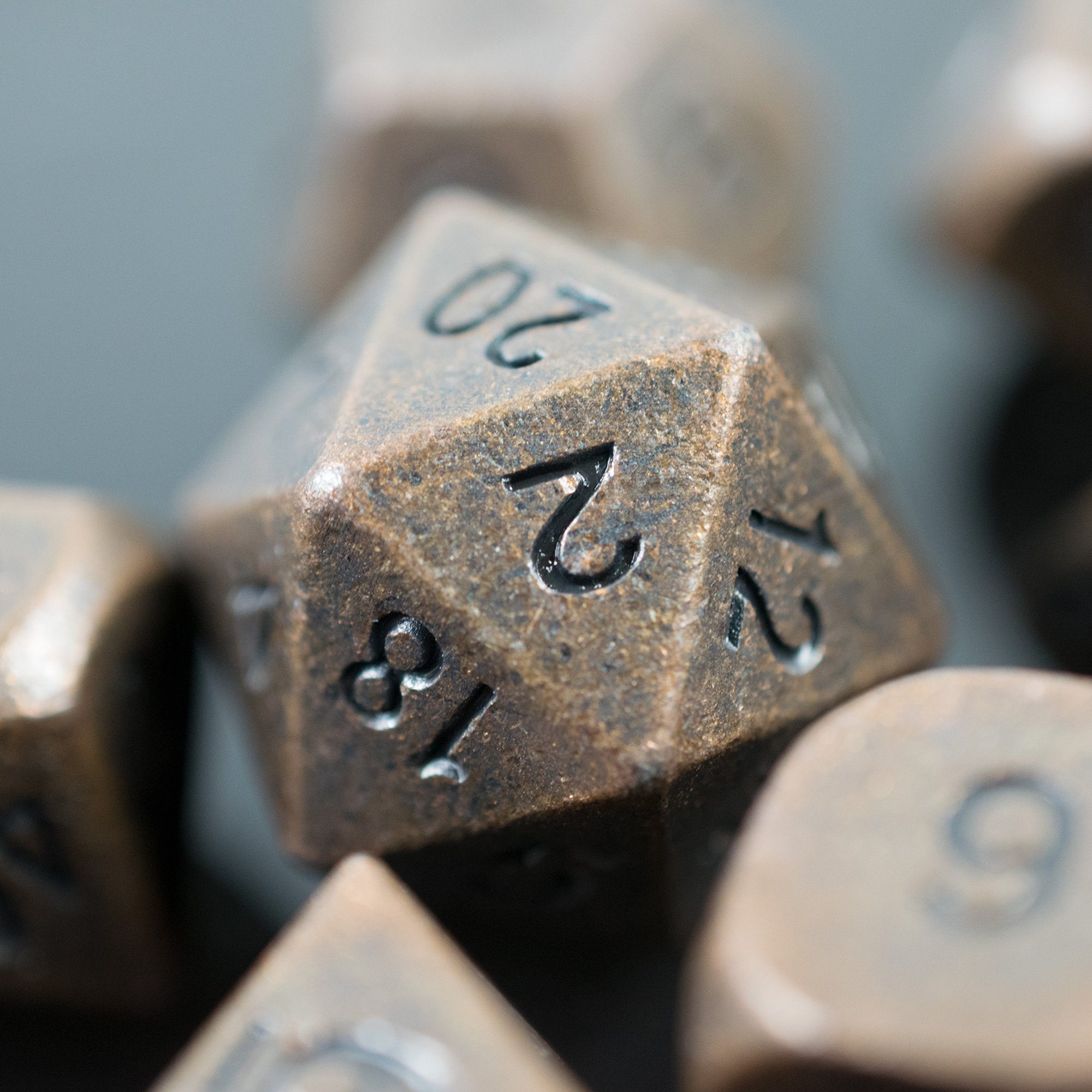 SHIBBY Spielesammlung Pen & Paper Polyedrische DND Würfel 7-teilig aus Metall - Used Look