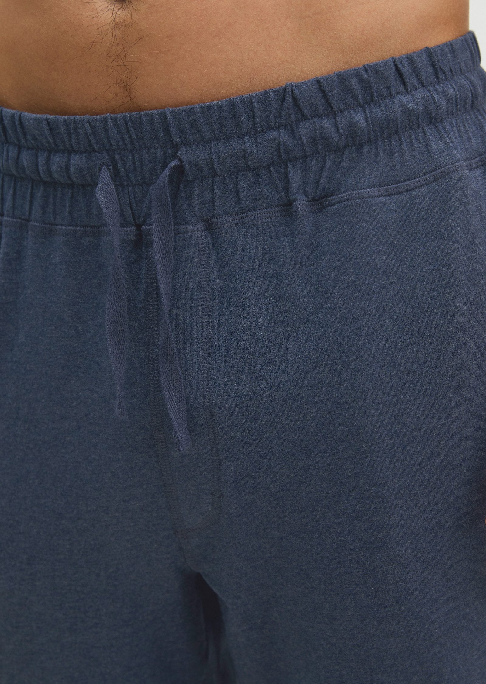 Marc O'Polo Loungehose bequeme Passform, für Homewear, mit geradem Bein und schmalem Verlauf – Bild 4 von 4