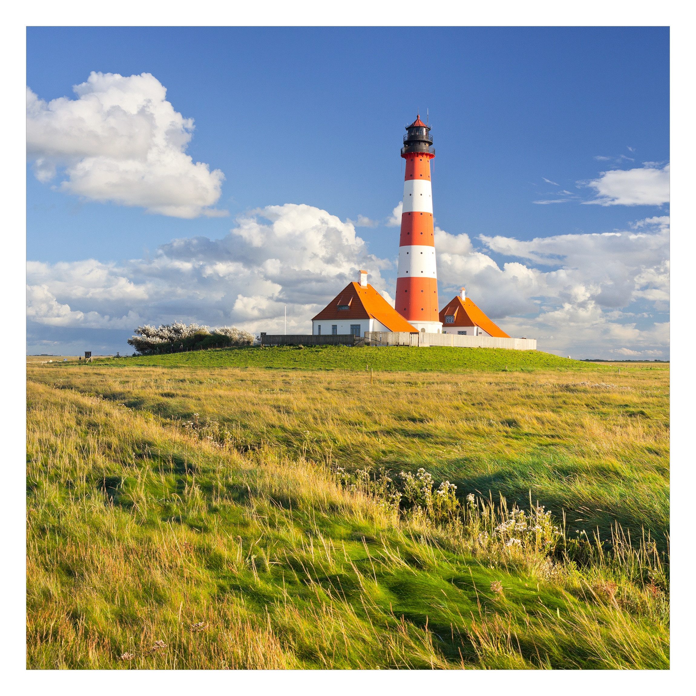 Bilderdepot24 Fototapete Leuchttürme Leuchtturm Schleswig-Holstein Meer Strand Natur Landschaft, Glatt, Matt, (Vliestapete inkl. Kleister oder selbstklebend), Wohnzimmer Schlafzimmer Küche Flur Motivtapete Vliestapete Wandtapete