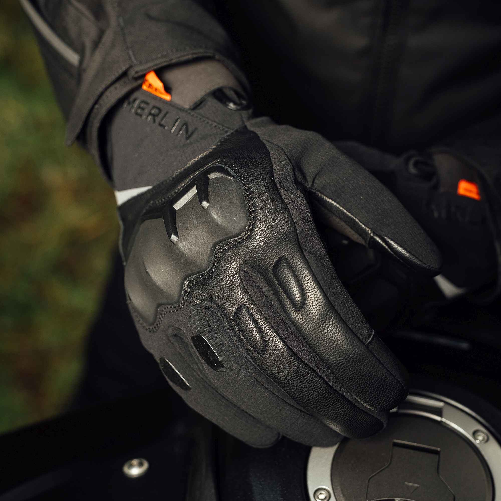 Merlin Motorradhandschuhe Denali D3O wasserdichte Motorrad Handschuhe kurze Stulpe,Touchscreenbedienung möglich,wasserdicht