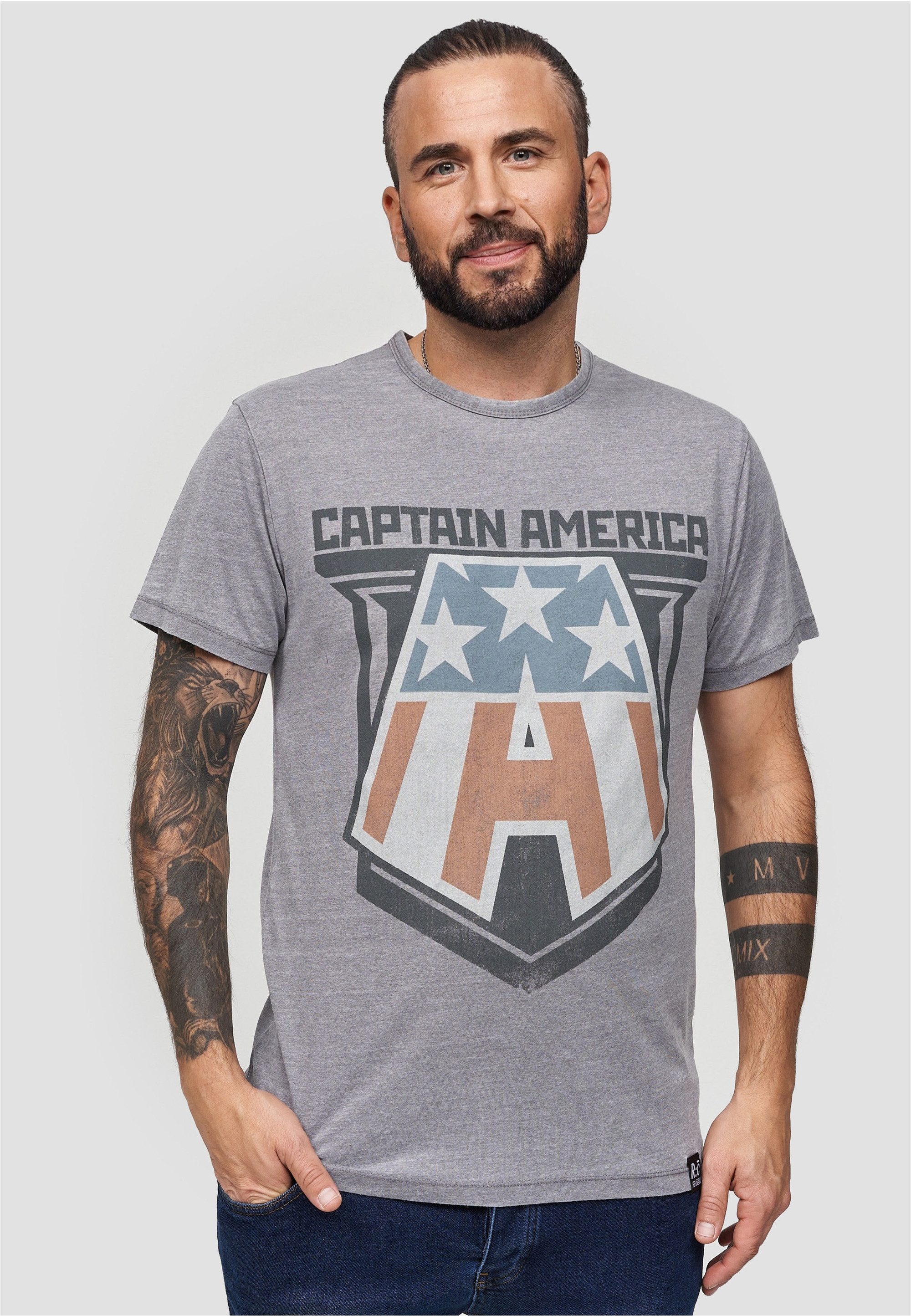 T-Shirt Marvel Captain America Badge