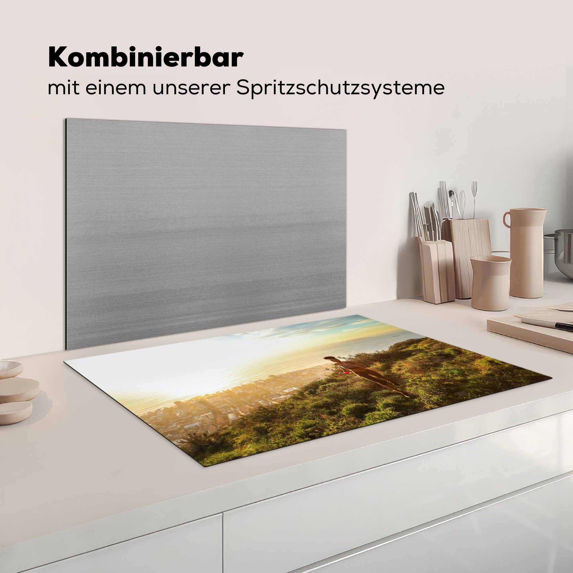 küche, cm, Ceranfeldabdeckung MuchoWow Frau die Schutz 81x52 Induktionskochfeld tlg), für Vinyl, Herdblende-/Abdeckplatte (1 läuft,