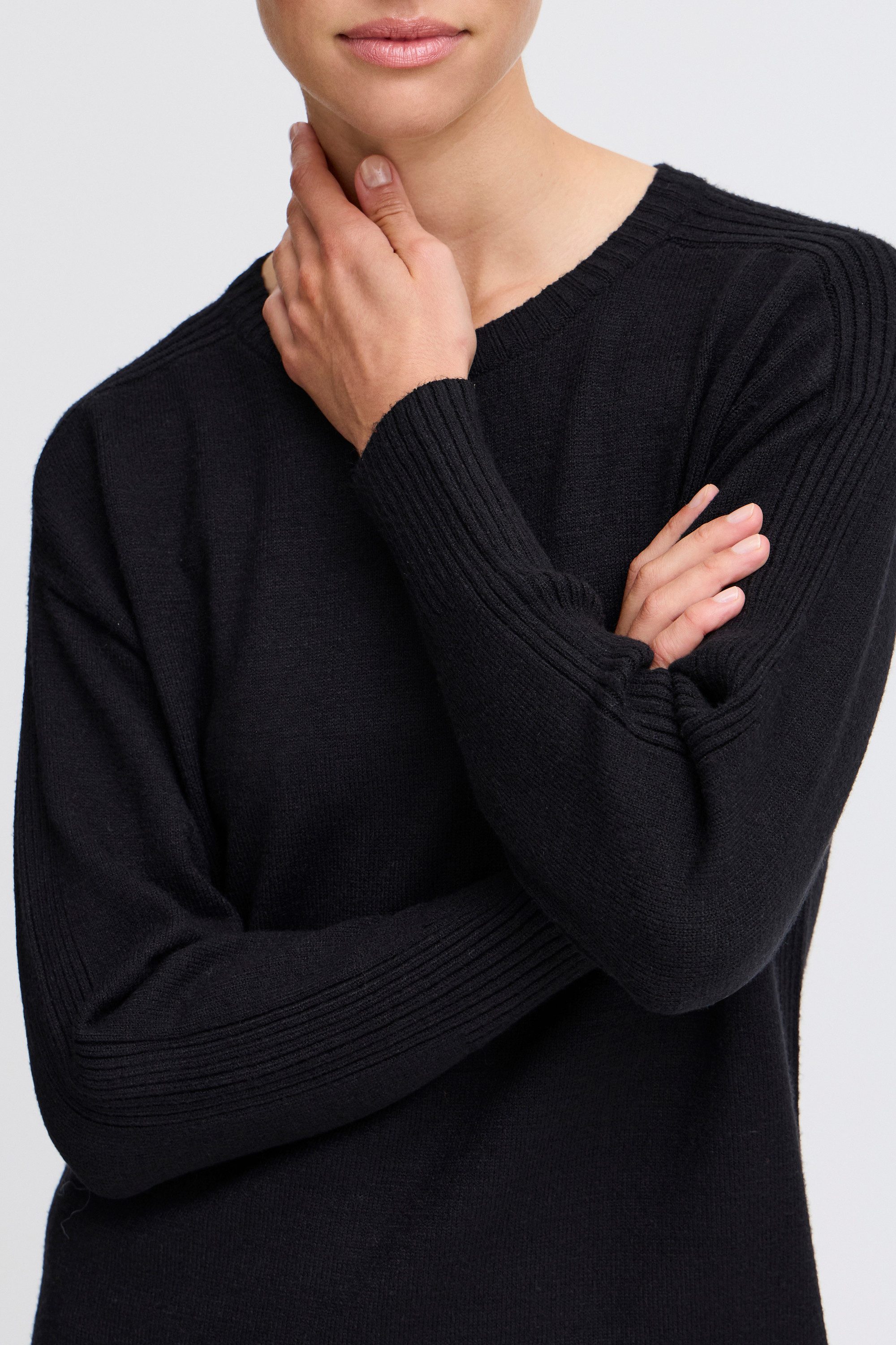 b.young Strickkleid Kleid BYMANINA