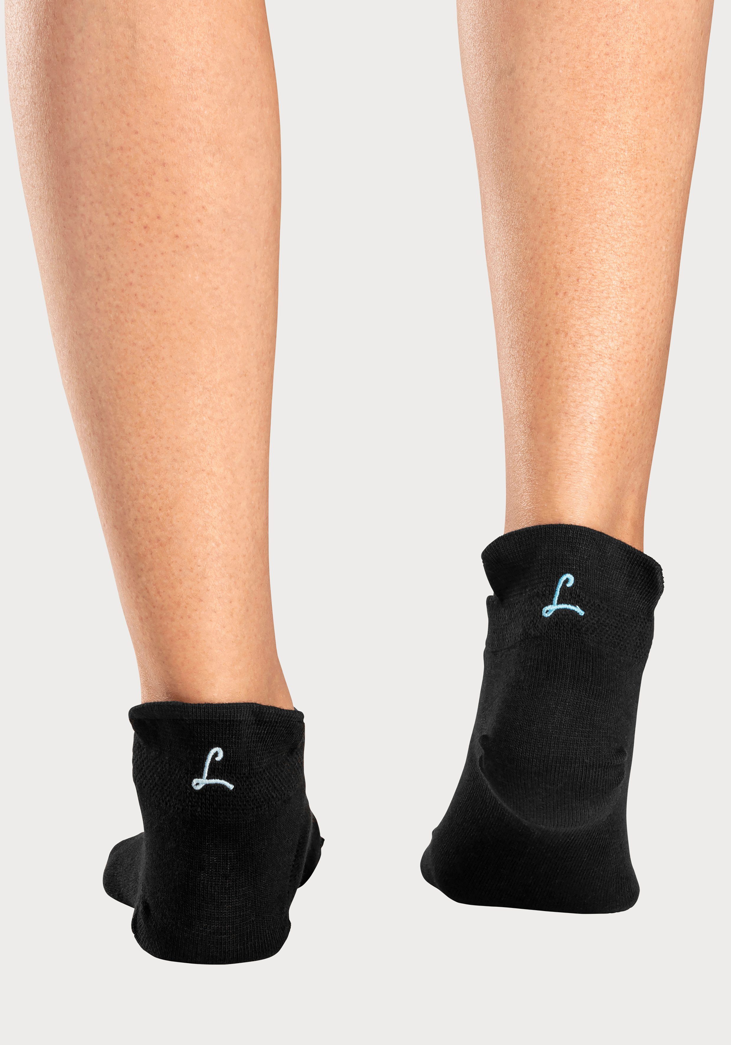 LASCANA Sneakersocken (Box, 7-Paar, Box) mit kleiner Stickerei