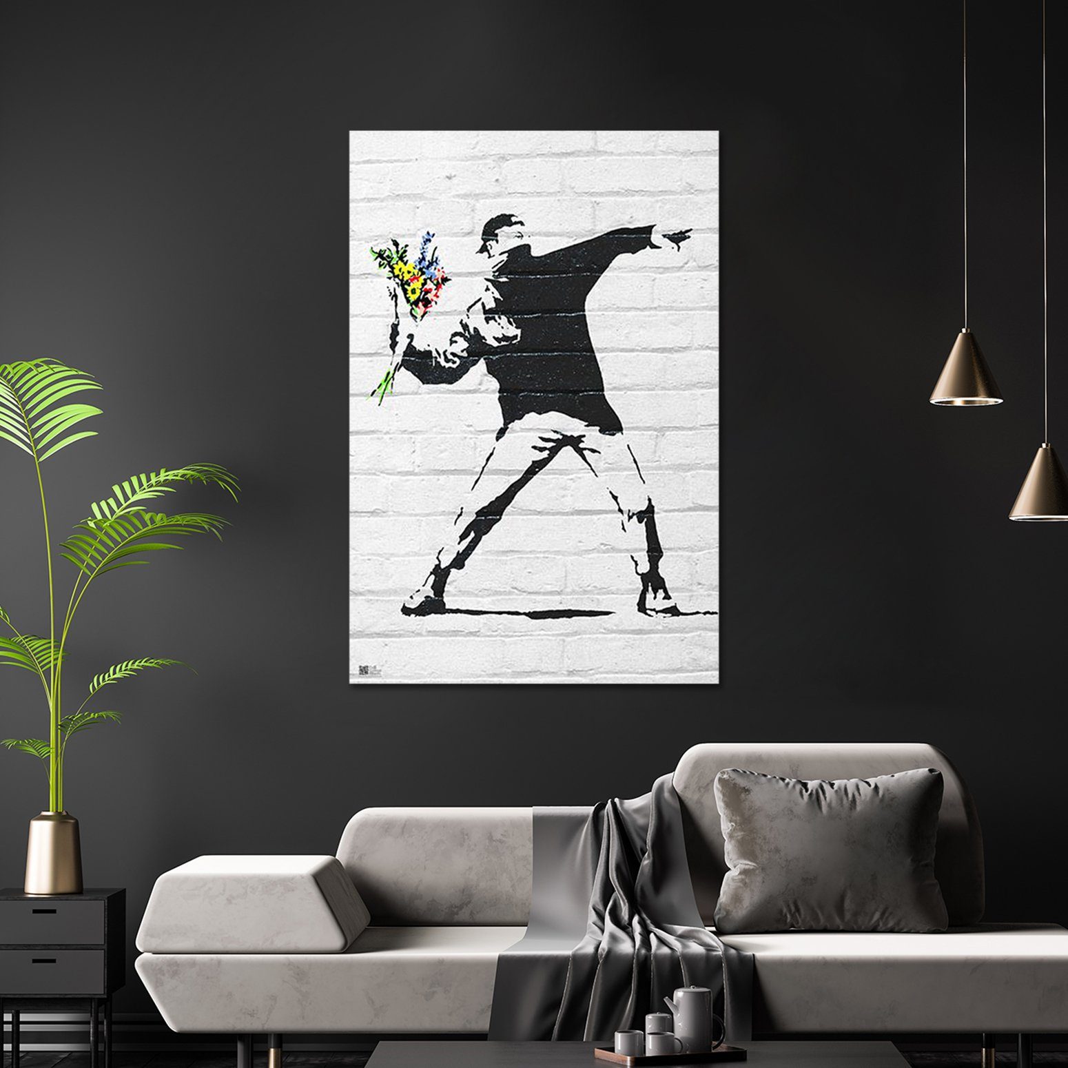 Close Up Poster Banksy Poster Throwing Flowers 61 x 91,5 cm