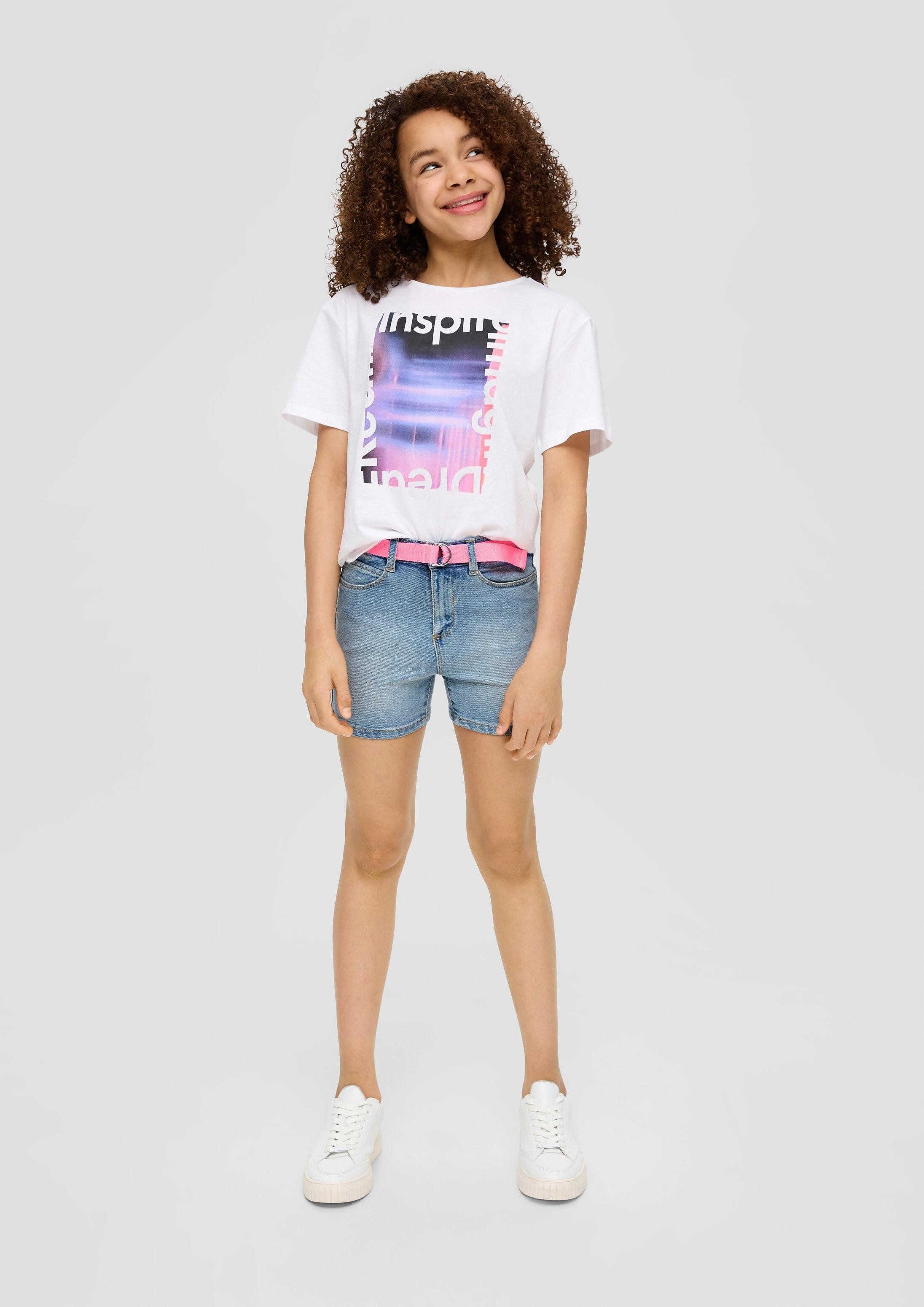 s.Oliver Jeansshorts Jeans-Hose Jeans-Short / Regular Fit / Mid Rise / Straight Leg / Stoffgürtel – Bild 4 von 4
