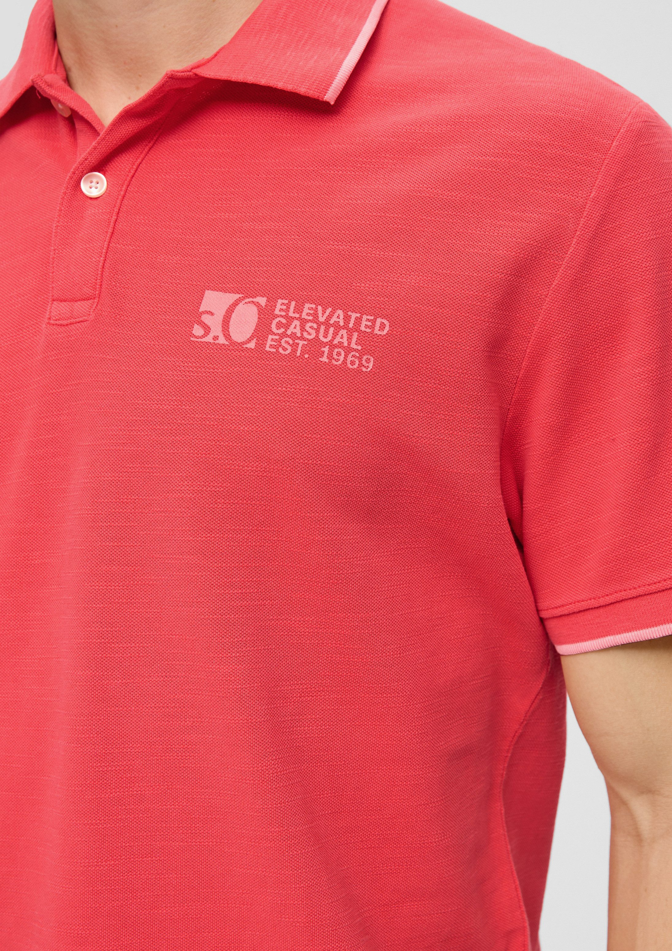 s.Oliver Kurzarmshirt Polo-Shirt Poloshirt mit Piquêstruktur und Logo-Print