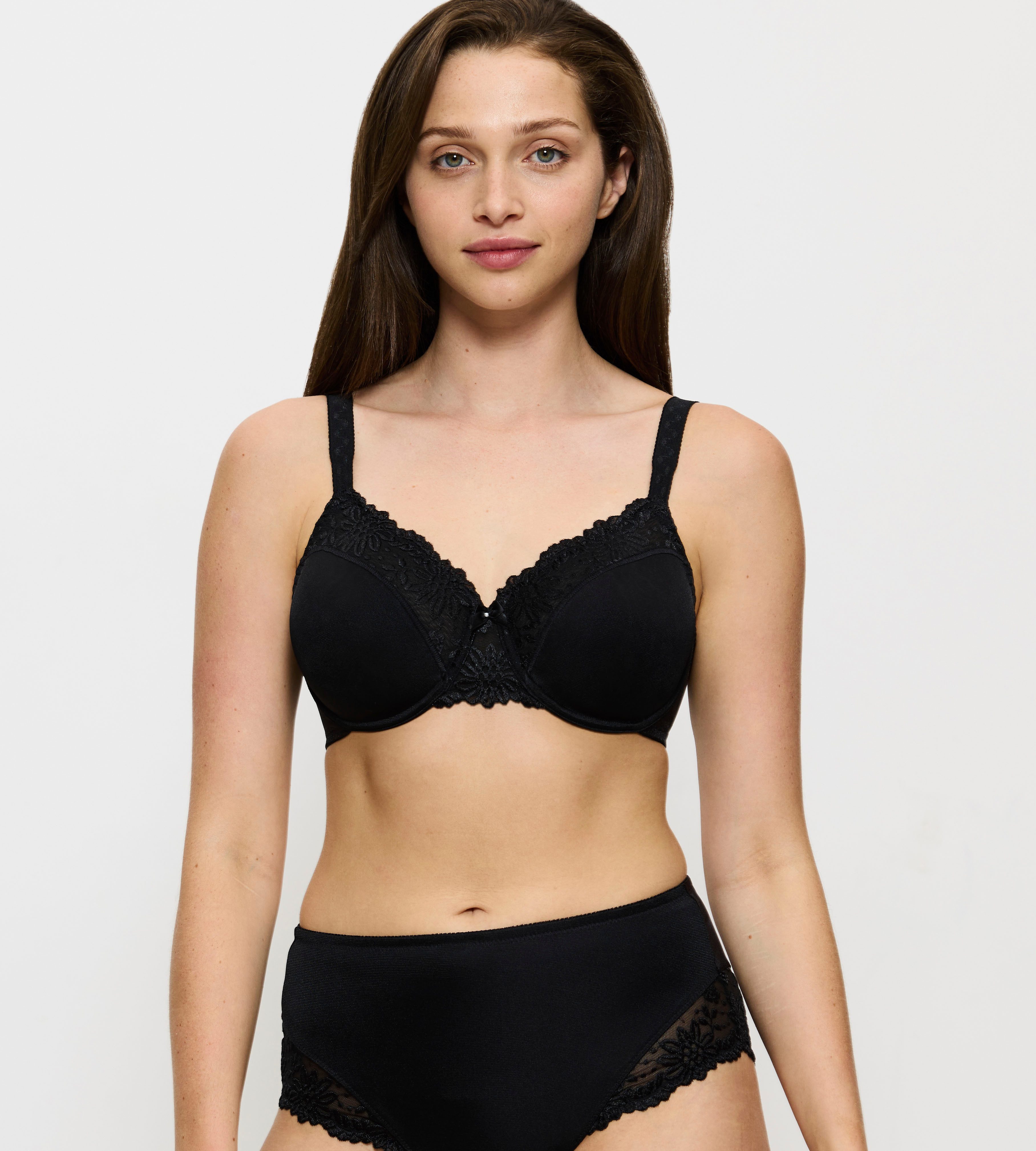 Triumph Minimizer-BH Ladyform Soft verkleinert die Brust optisch um eine Cup-Größe