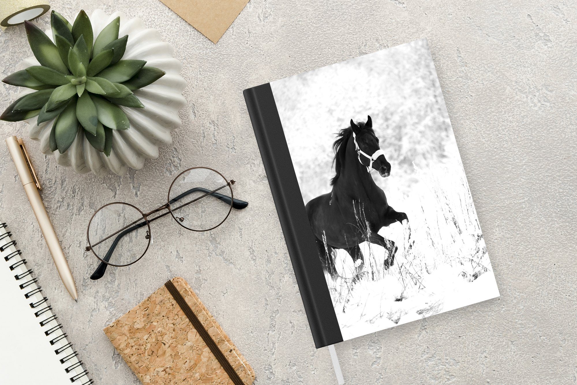 Pferd Winter, A5, MuchoWow - Tagebuch, Haushaltsbuch - Seiten, Notizbuch Journal, 98 Notizheft, Schnee Merkzettel,