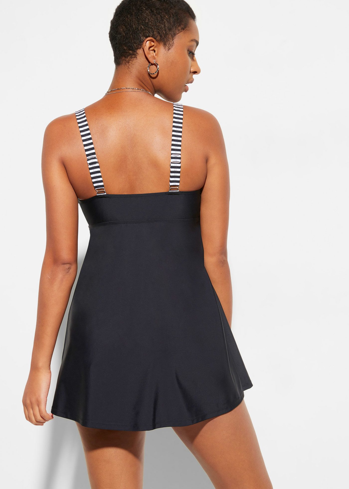 bonprix Tankini (Set, 2-St) sportlicher Stil, bequeme Passform, mit attraktivem Druck