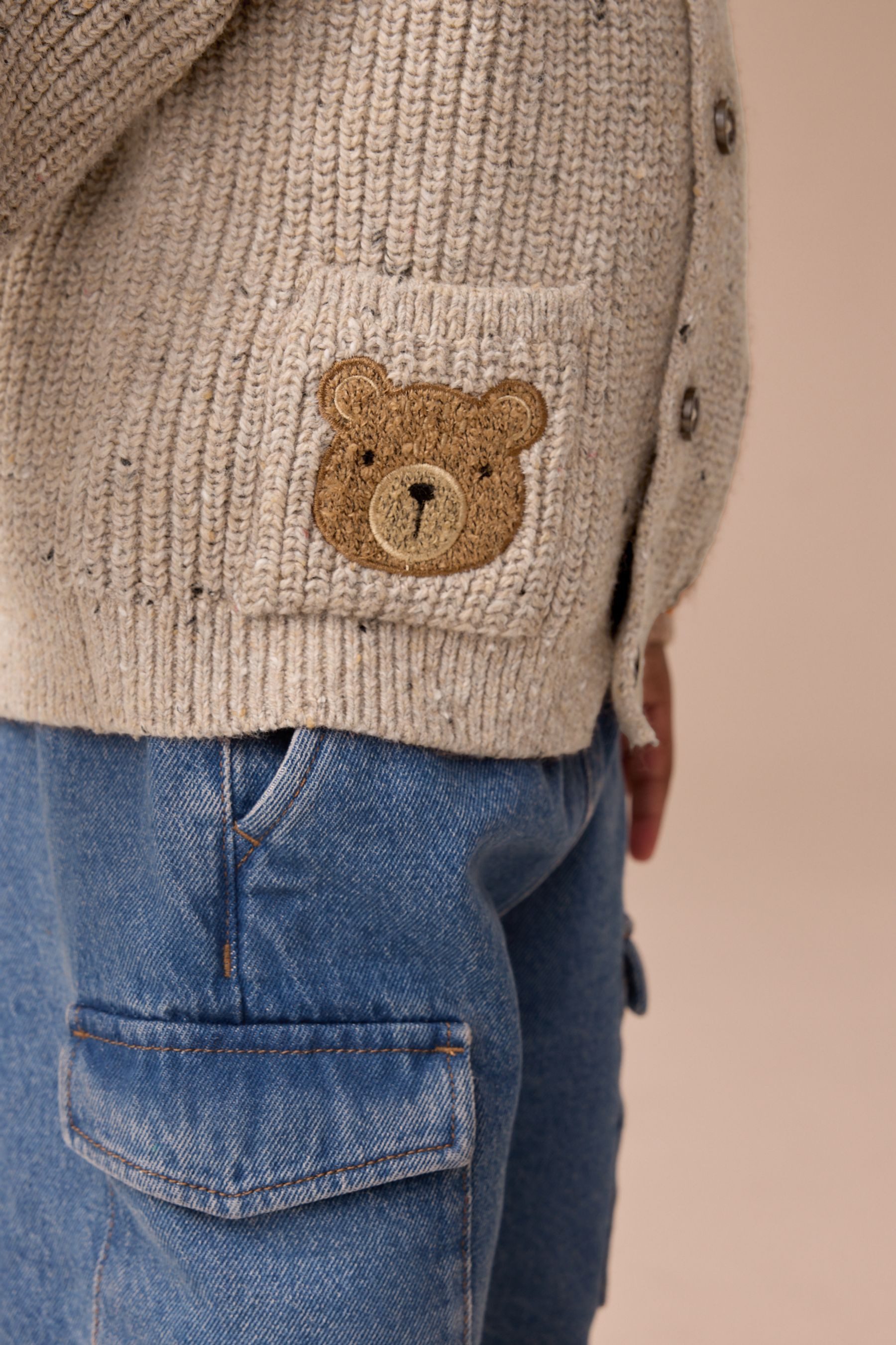 Next Strickjacke Strickjacke aus 100 % Baumwolle mit Figuren (1-tlg)