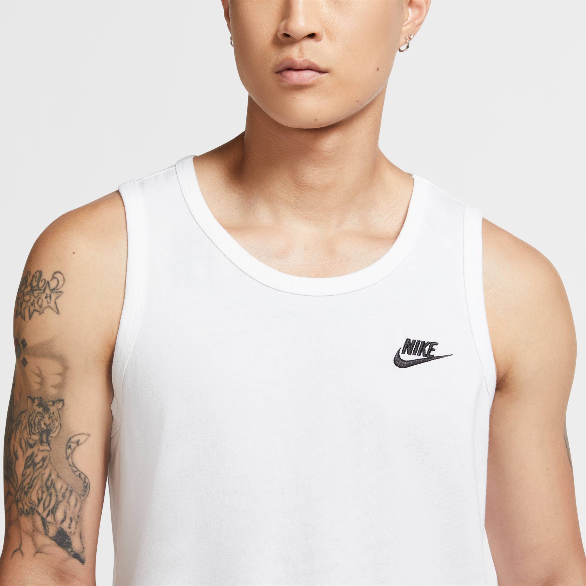 Nike Sportswear Tanktop Men's Tank ärmelloses Design, sportlicher Stil, Rundhalsausschnitt