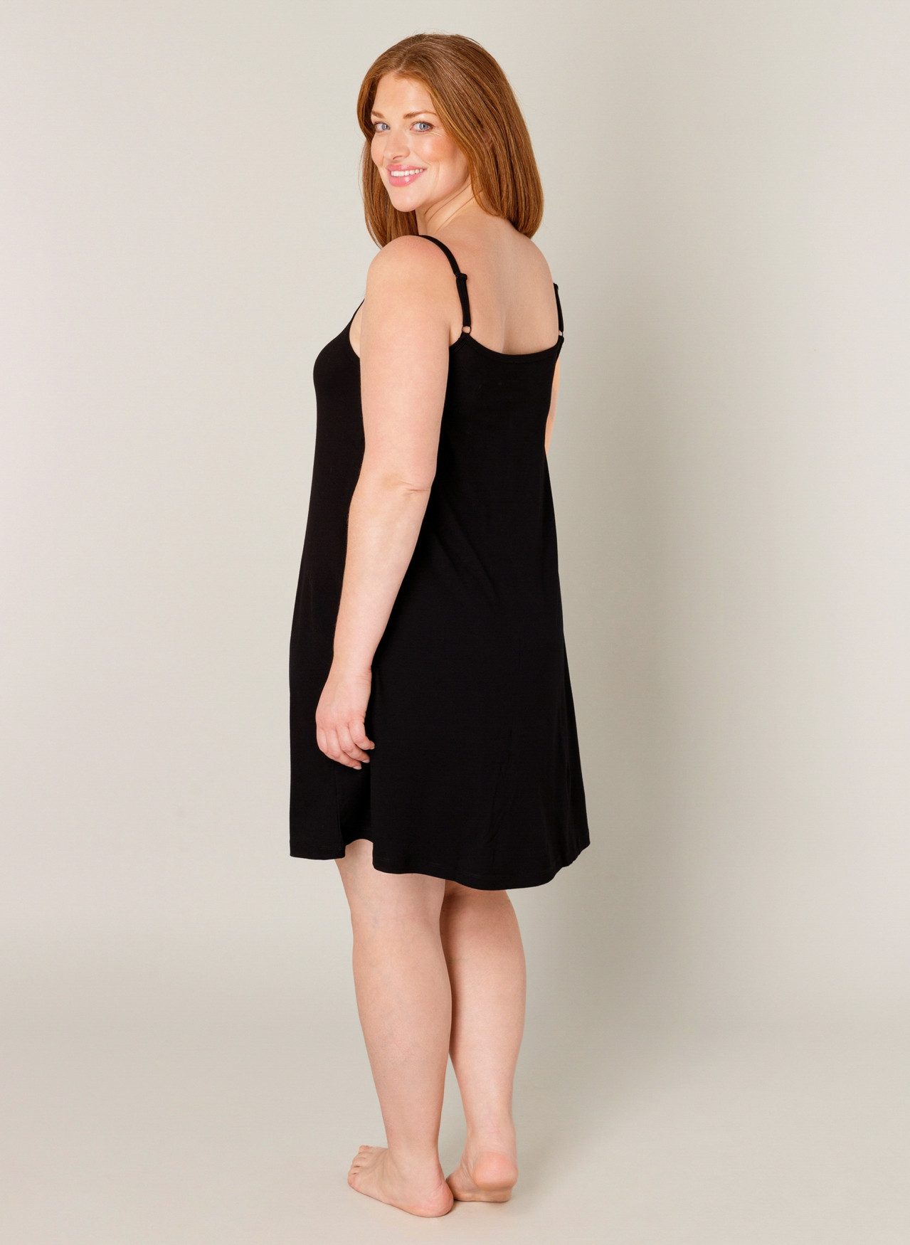 Base Level Curvy Trägerkleid Alissa Verstellbare Träger