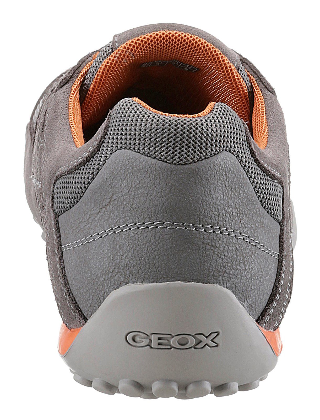 Geox UOMO SNAKE Slip-On Spezial hellgrau, Membrane mit und Geox kombiniert Ziernähten modischen mit Sneaker