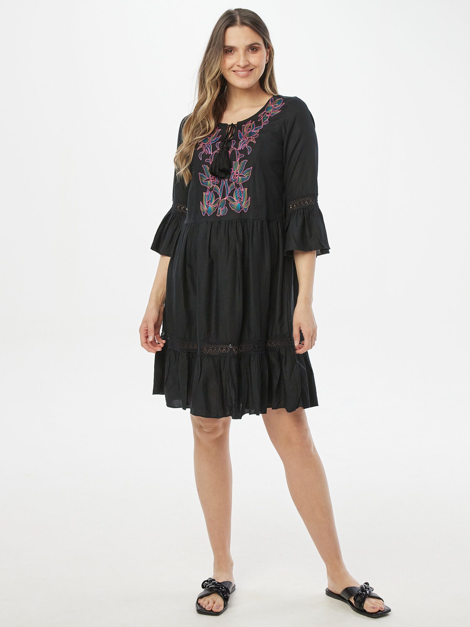 Body Needs Tunika Kleid Figurumspielend