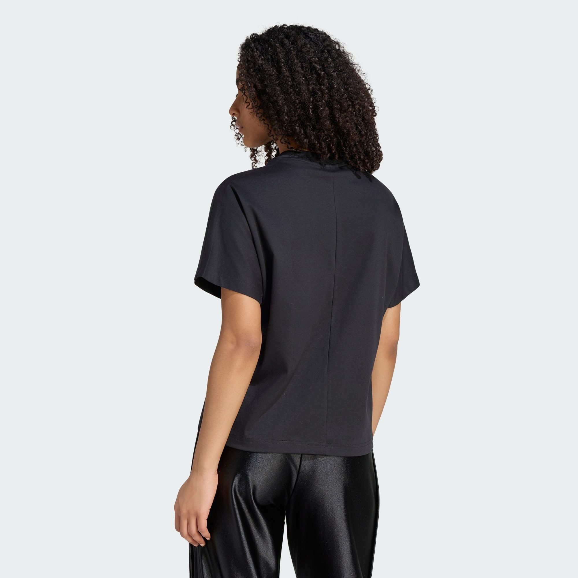 adidas Sportswear T-Shirt SOFT LUX LOCKERES T-SHIRT (1-tlg)
