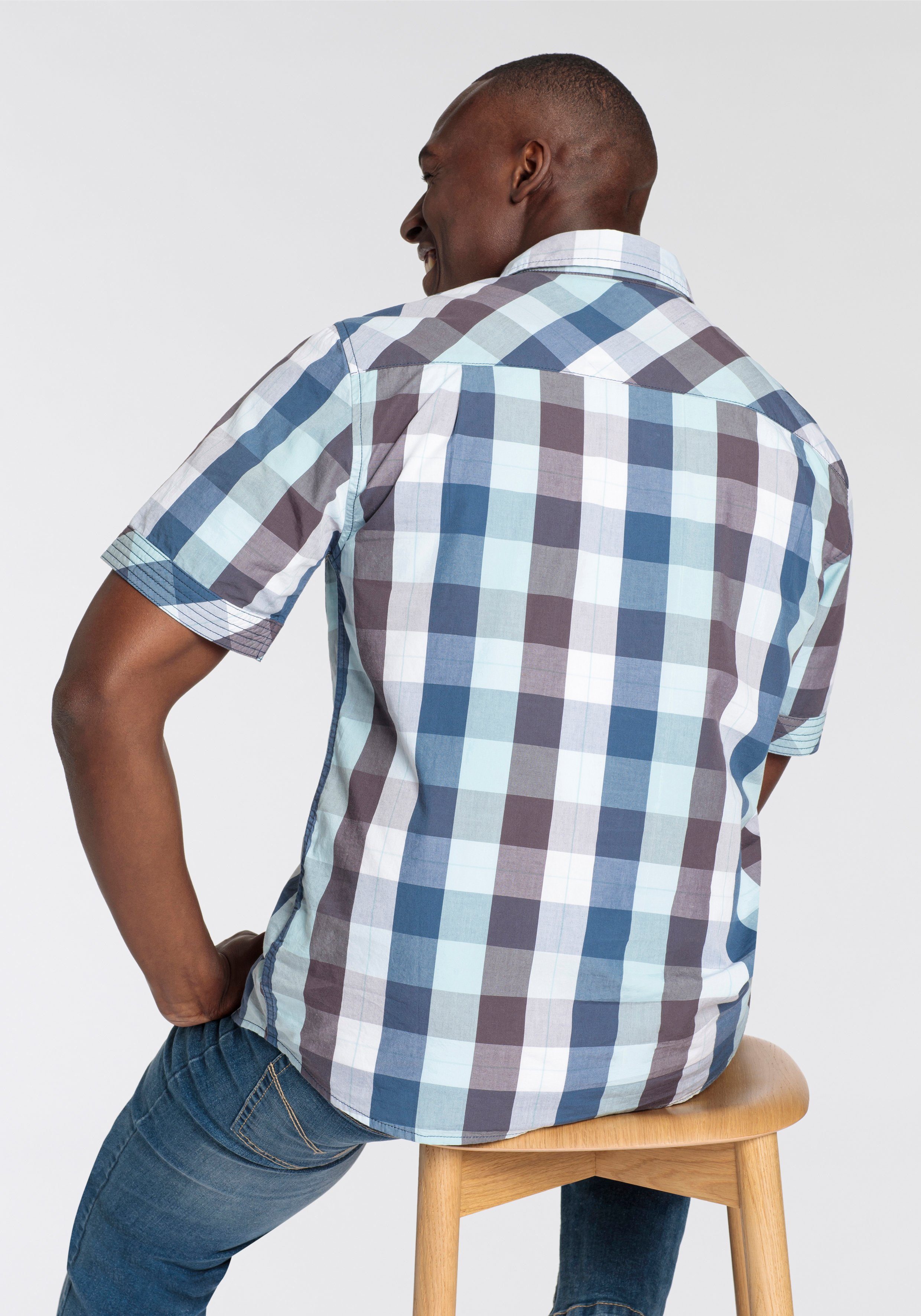 Man's World Kurzarmhemd im Karomuster