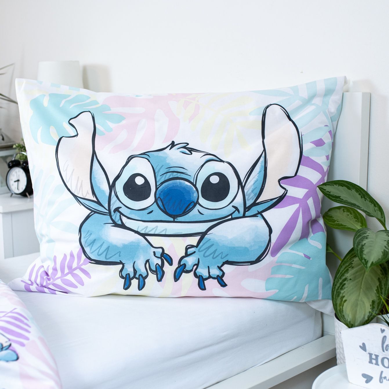 Lilo & Stitch Wendebettbezug Lilo und Stitch weiße Bettwäsche Kopfkissen Bettdecke Set 135/140x200, (2 St), Wendbar mit 2 Motiven – Bild 3 von 5