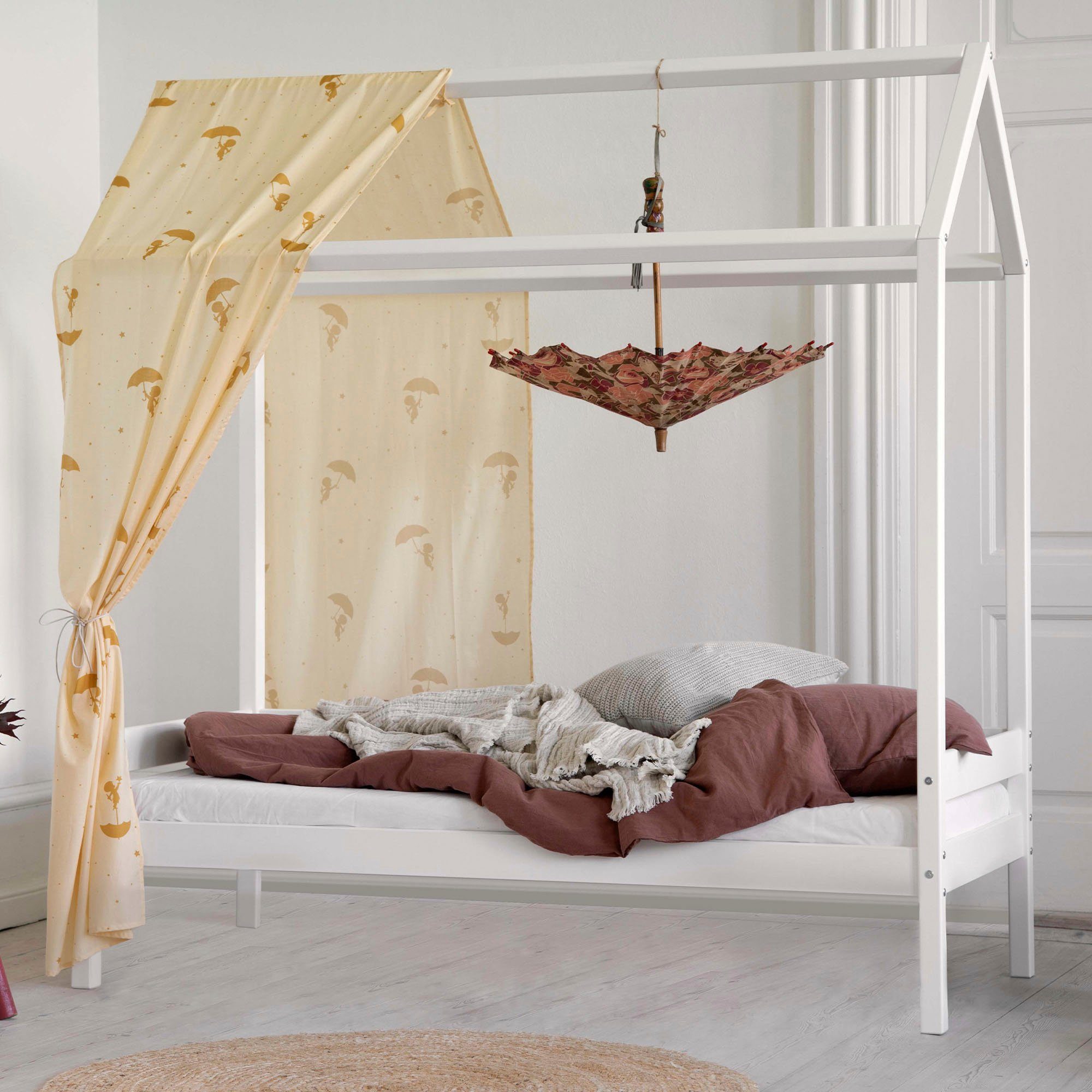 Hoppekids Kinderbett ECO Comfort Bett, Hausbett mit Dach wahlweise mit Rausfallschutz