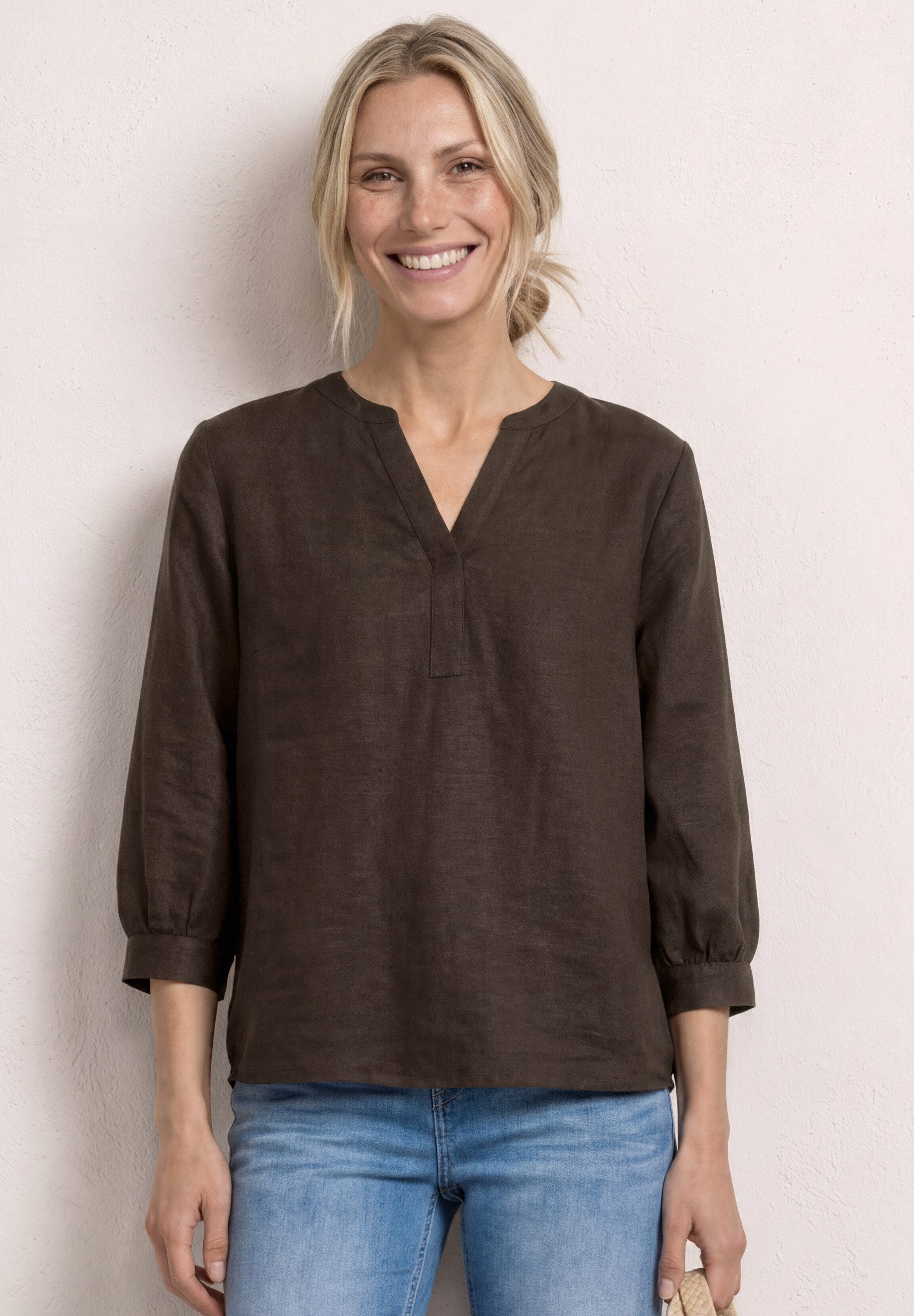 STREET ONE Shirtbluse mit geschlitztem Rundhalsausschnitt