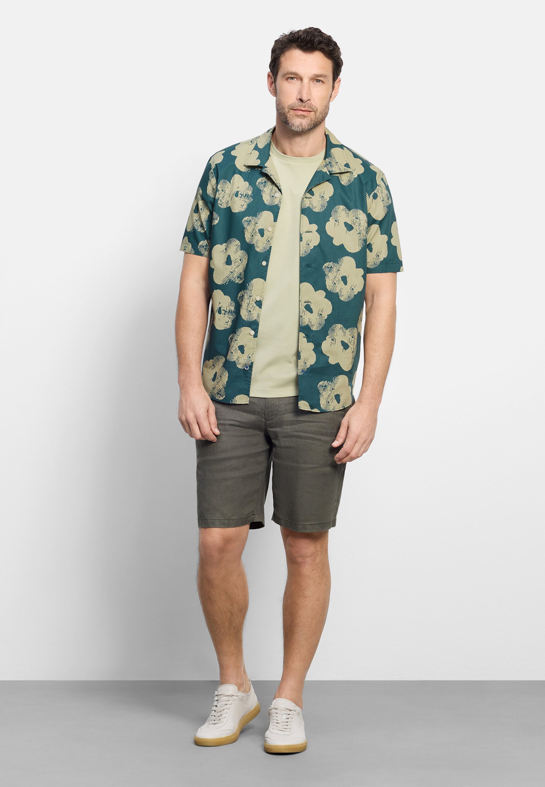 OLYMP Kurzarmhemd OLYMP Casual, Regular Fit, Reverskragen