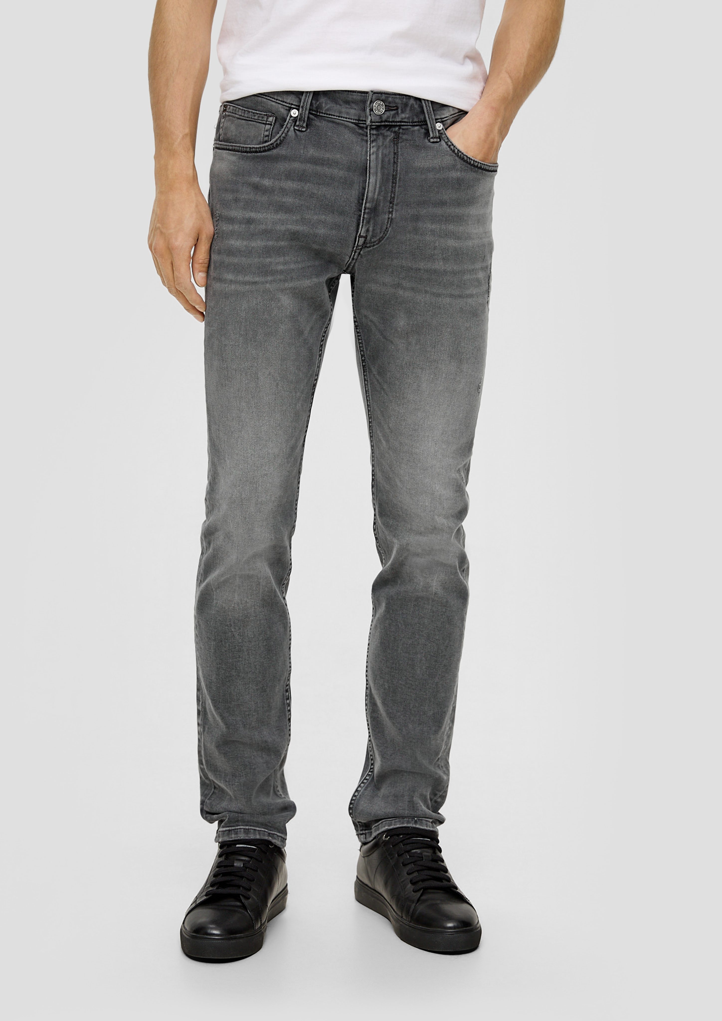 s.Oliver Stoffhose Jeans Keith / / Leg Waschung, Mid Fit Rise Slim / Leder-Patch Straight