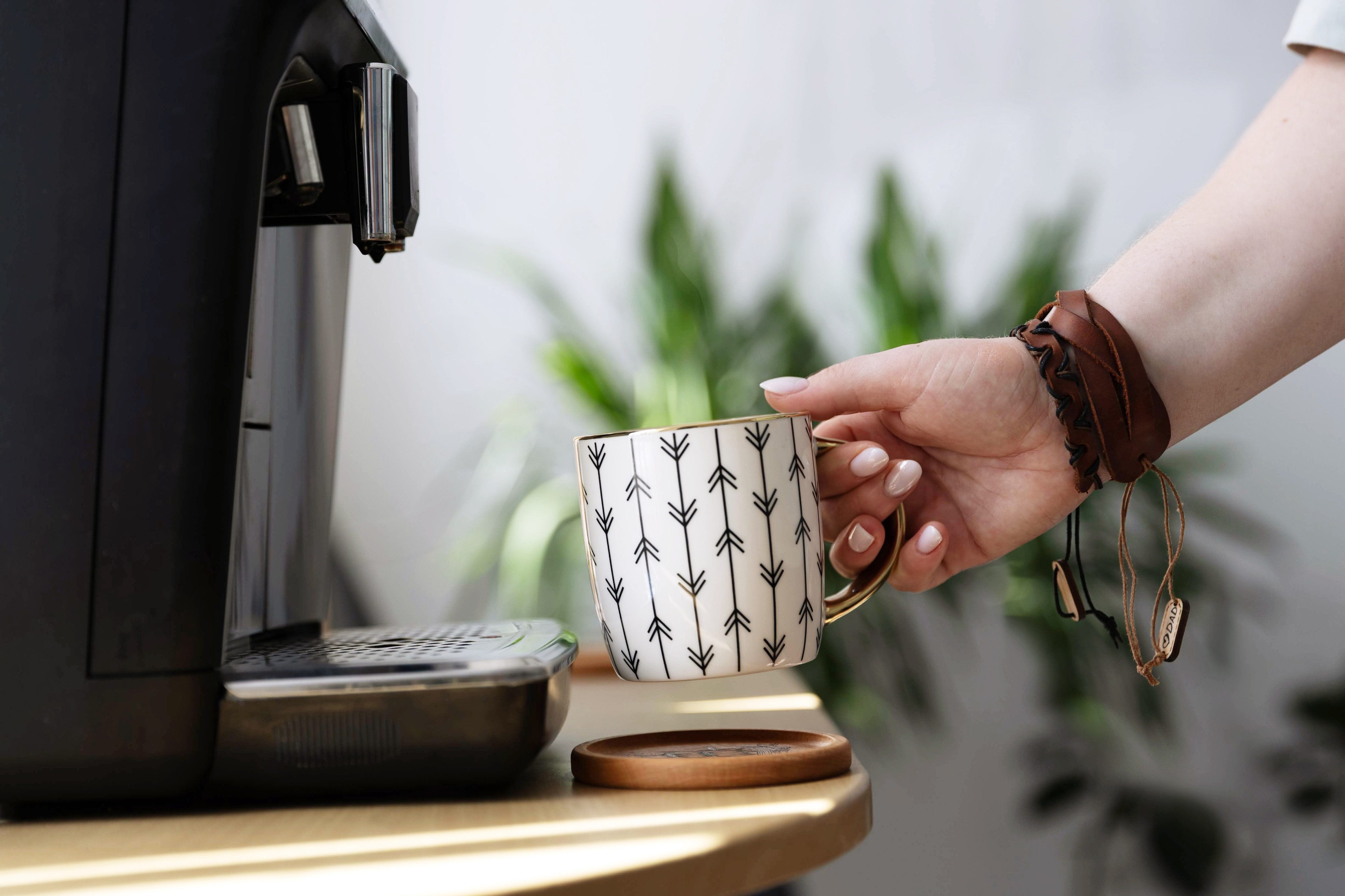 Beaver Craft Bastel-Armband Lederhandwerksset Armband DIY Set mit Werkzeug Komplettset, Kreatives Geschenk – Lederarmband selbst gestalten