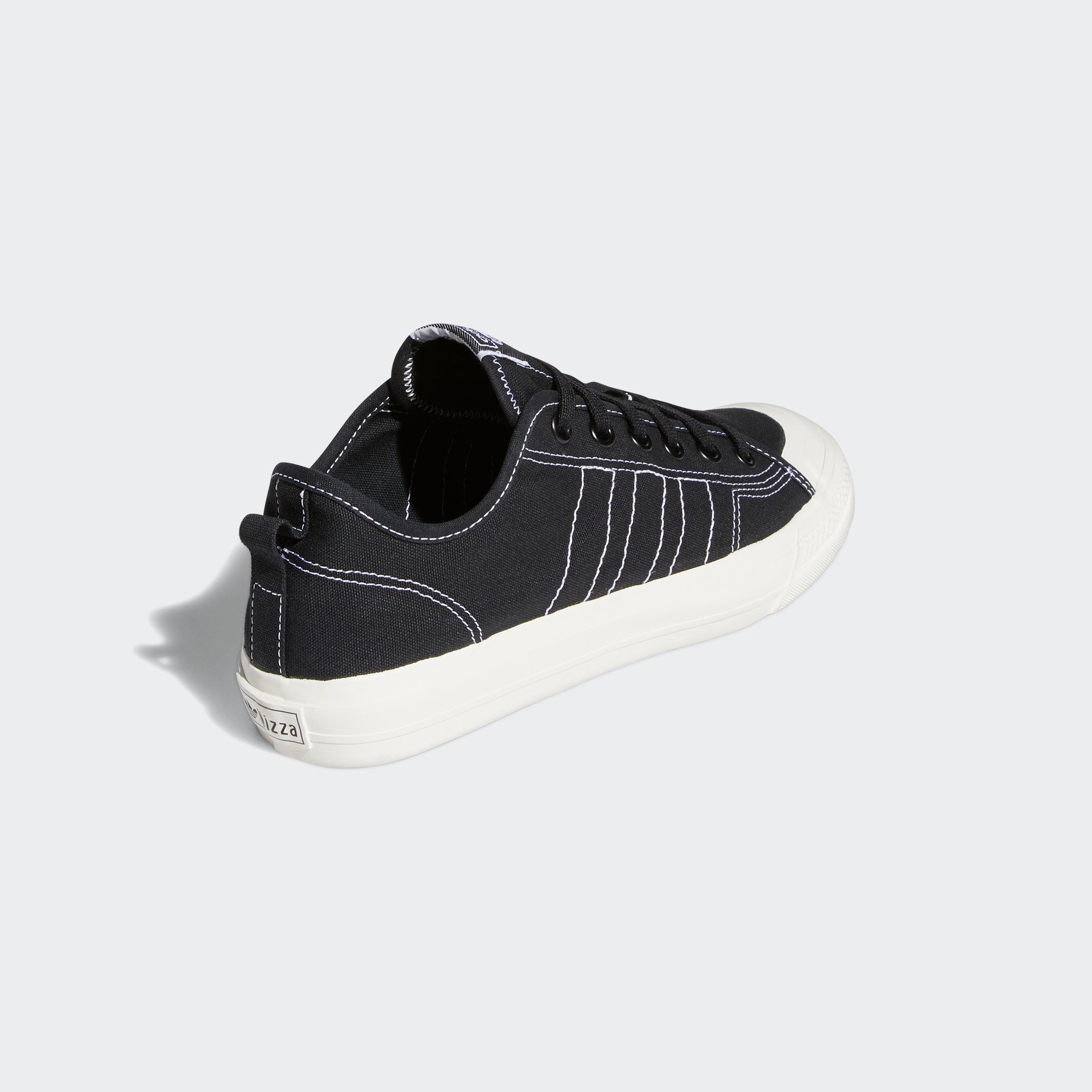White RF Black Sneaker / NIZZA Off Cloud White adidas / Originals Core