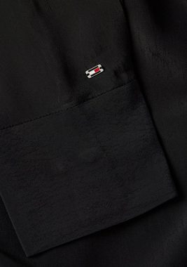 Tommy Hilfiger Blusenkleid FLUID VISCOSE CREPE KNEE DRESS mit Logopatch