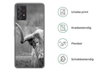 MuchoWow Handyhülle Schottischer Highlander - Kuhkopf - Landschaft - Natur - Kuh, Phone Case, Handyhülle Samsung Galaxy A53, Silikon, Schutzhülle