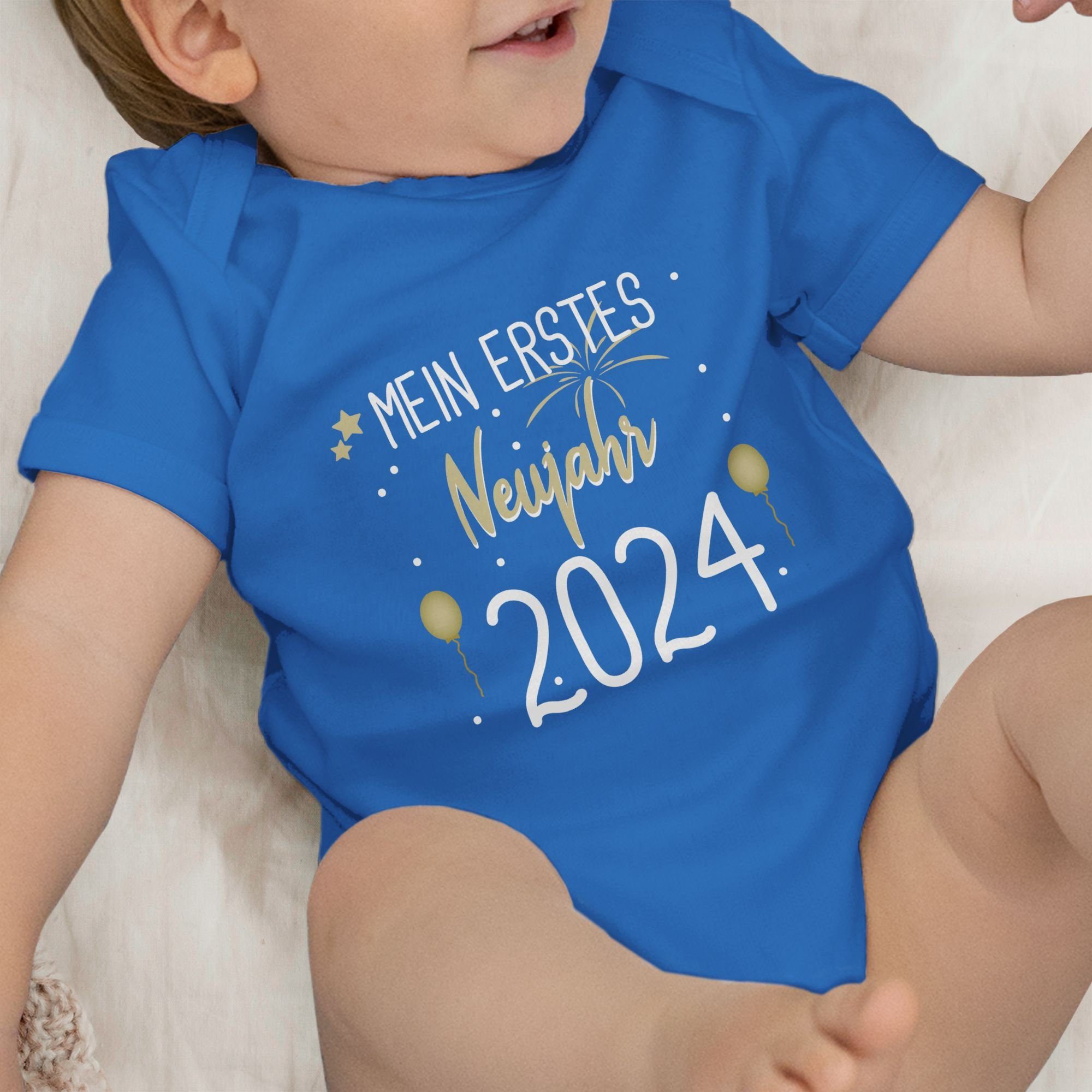 Silvester 1. Neujahr Baby Mein Royalblau Shirtbody 2024 Shirtracer 3 weiß