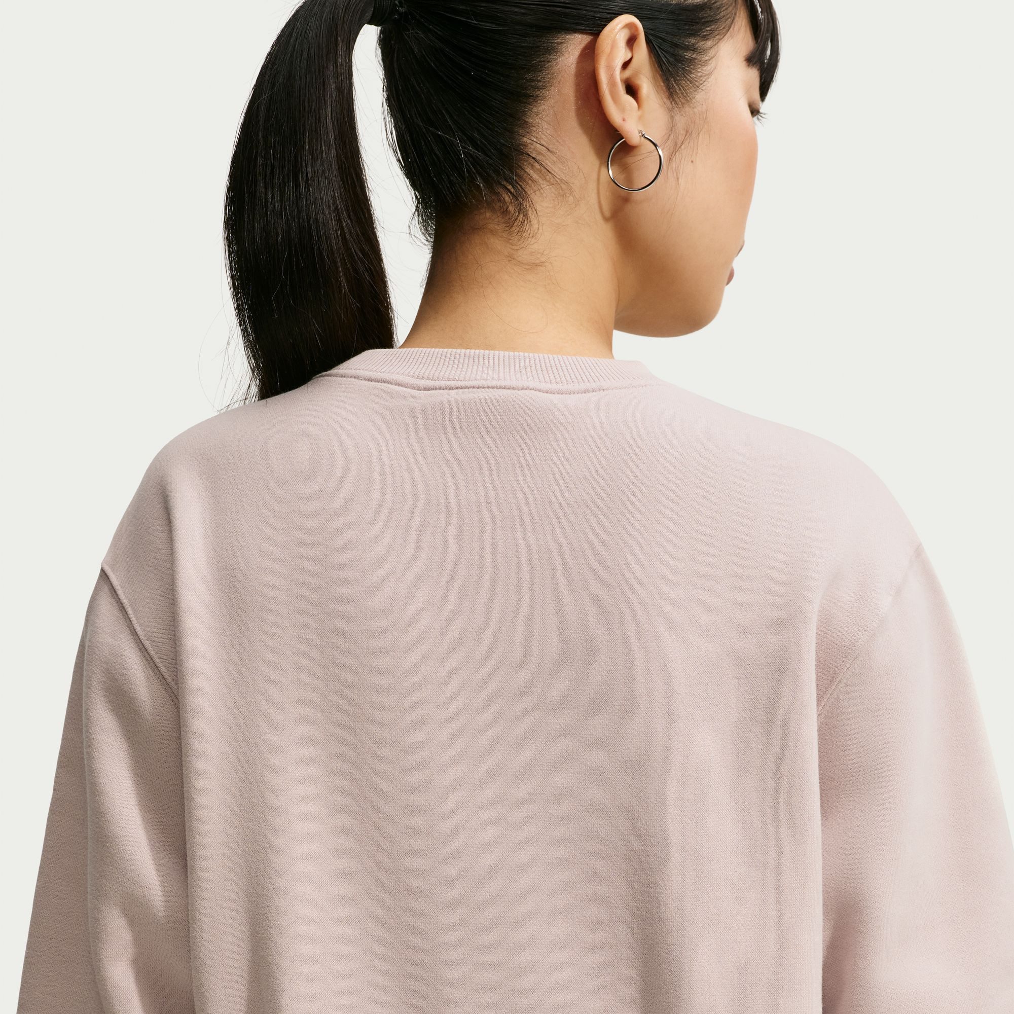 Nike Sportswear Sweatshirt W NK STDO FLC MW STD CREW mit Rundhalsausschnitt, in normaler Länge