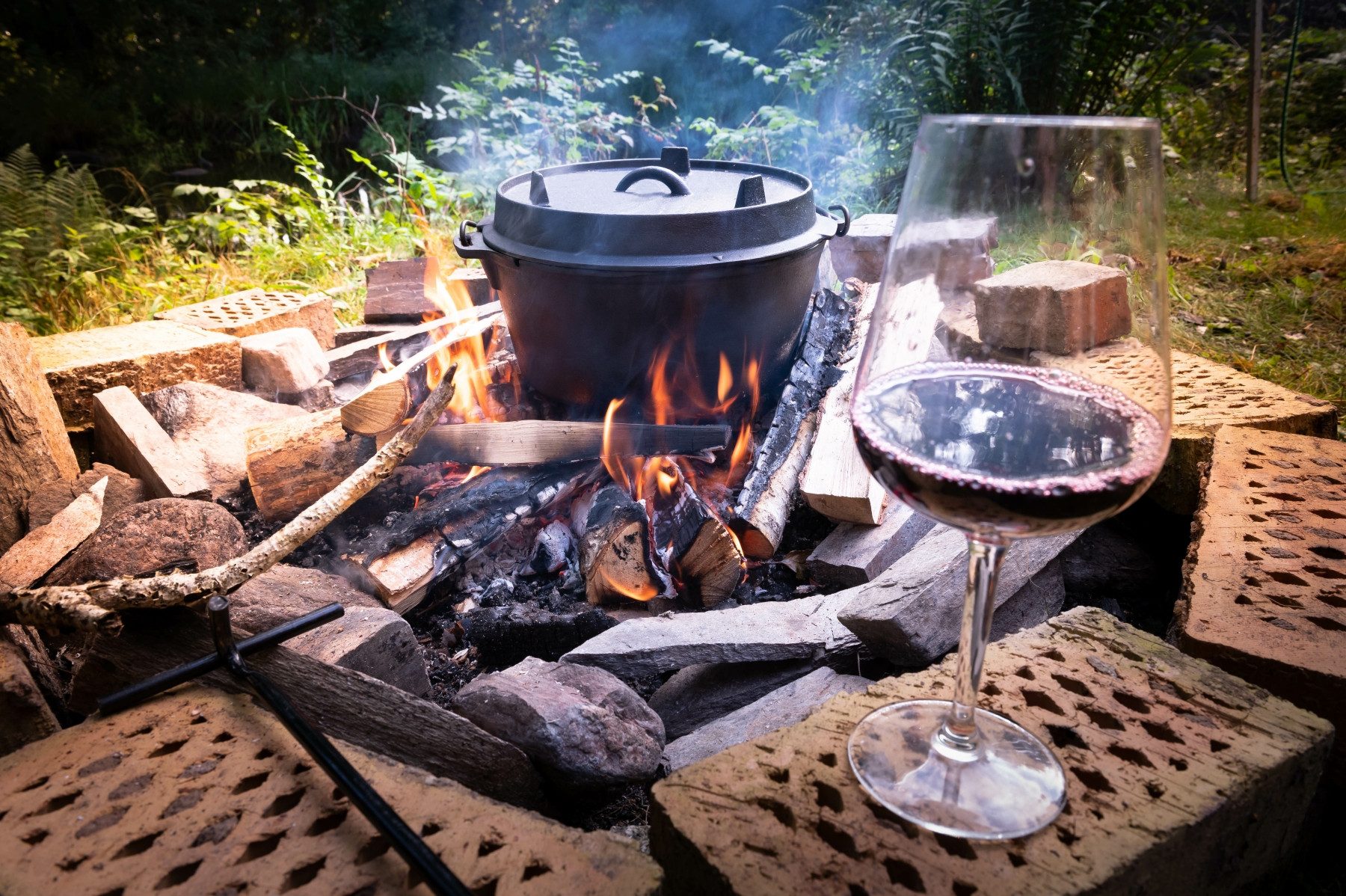 El Fuego Kasserolle El Fuego® Dutch Oven, Eisenguss (Set, 4-tlg), aus Gusseisen, mit spezieller Oberflächenveredelung, 11,4 l – Bild 5 von 5