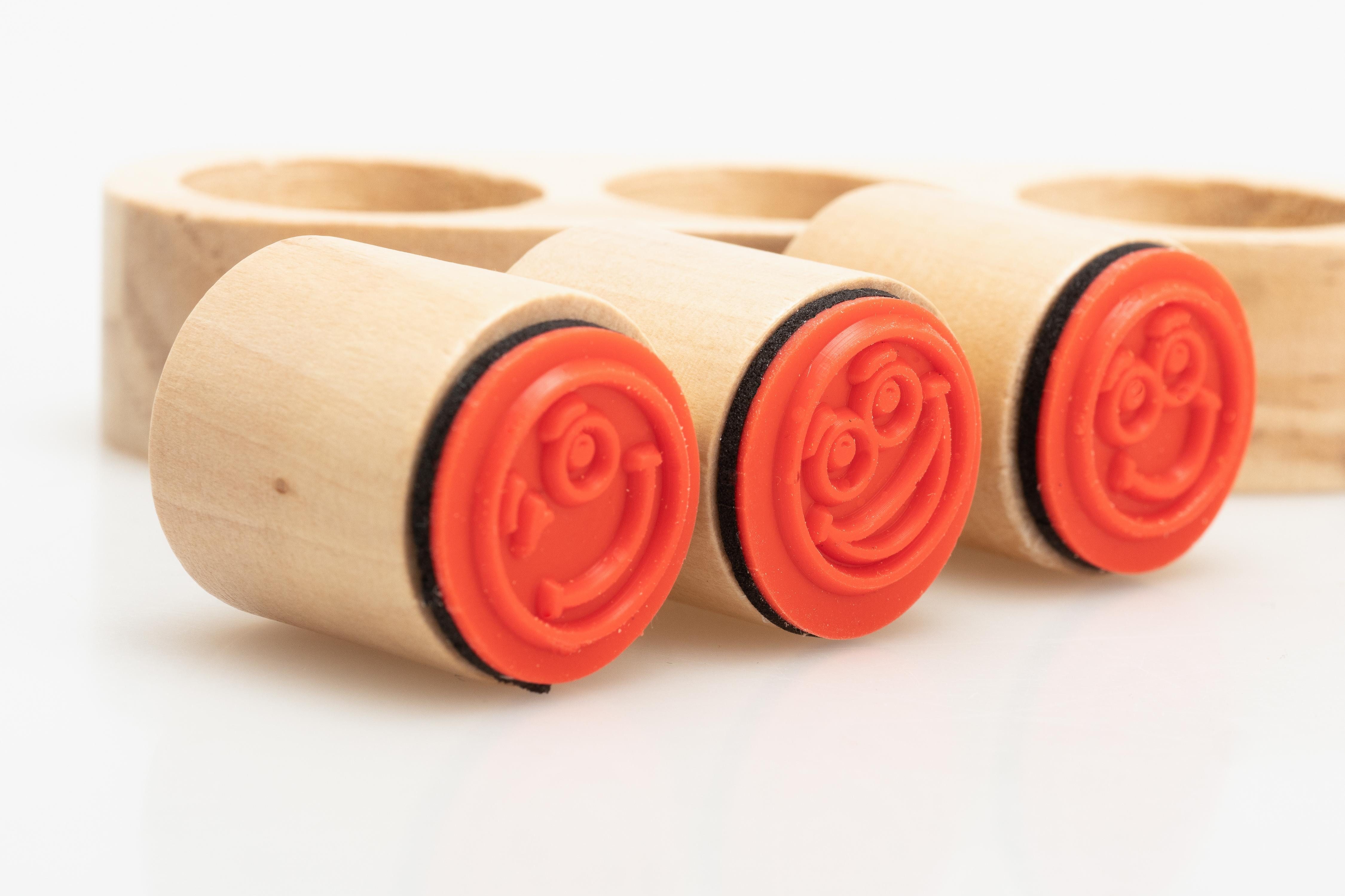 Betzold Geschenkbox Belohnungsset „Holzstempel und Lob-Sammelblock“ – Bild 3 von 5