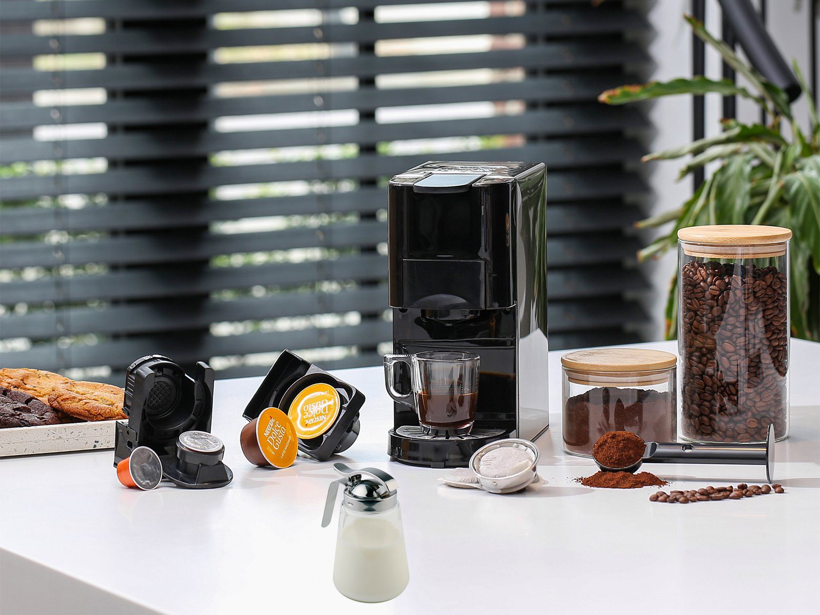 PRINCESS Kapselmaschine, Kaffee-Pulver Kapseln & ESE Pads 1 Tassen Pad-Maschine & Milchkännchen