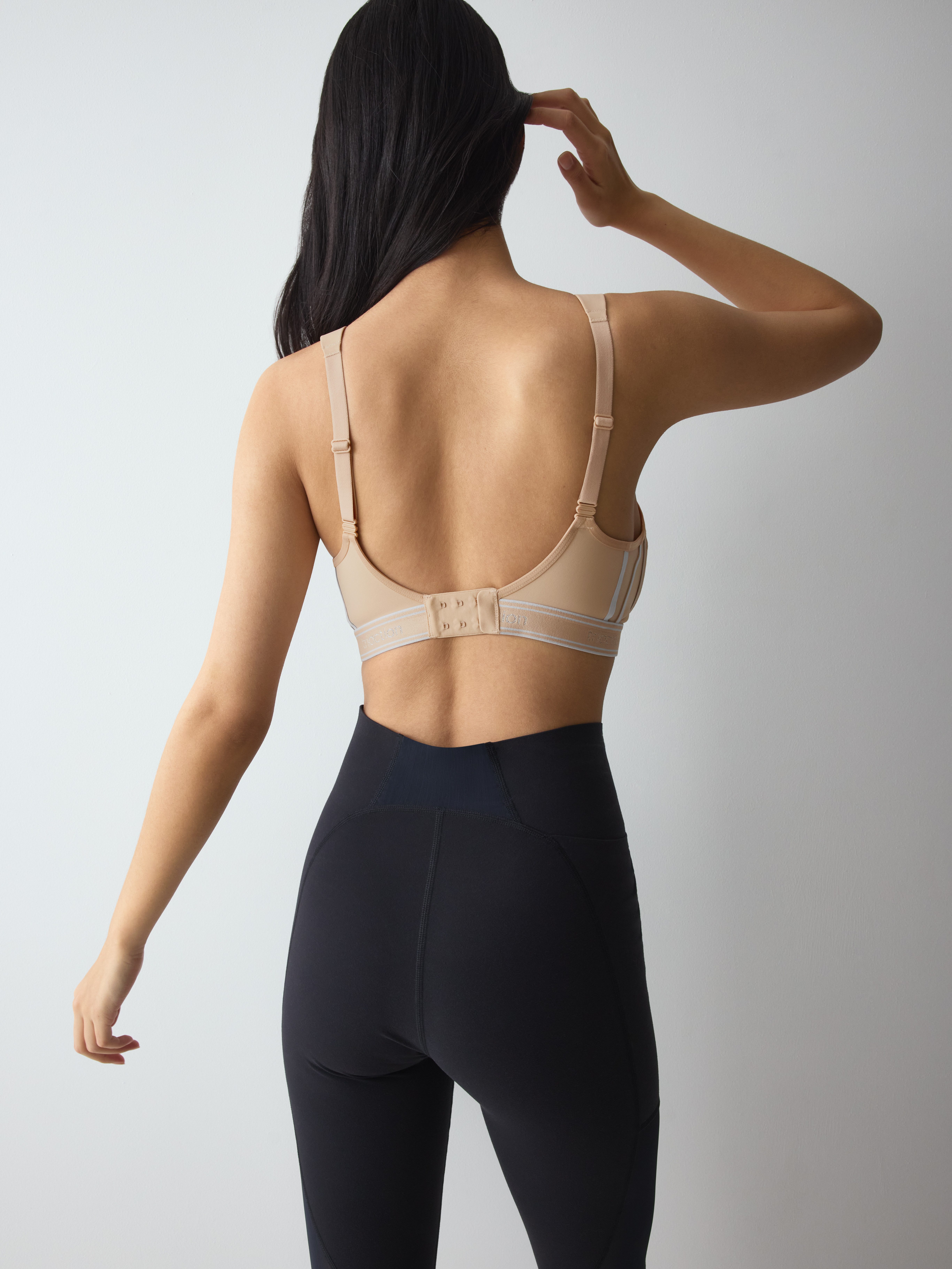 triaction by Triumph Bügel-BH Triaction Cardio Air atmungsaktiv, extremer Halt – Bild 5 von 5