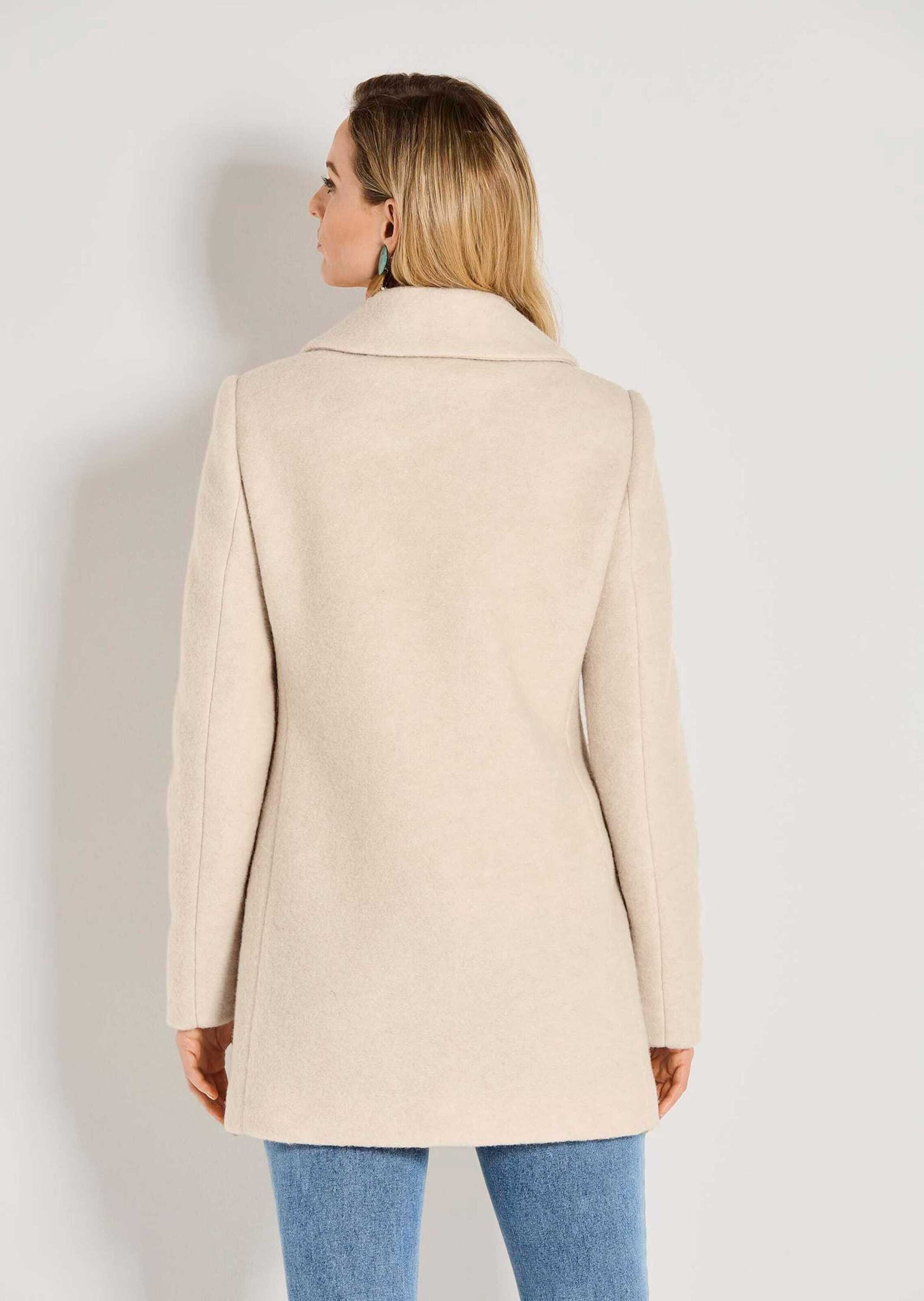 MADELEINE Kurzmantel Eleganter Damenmantel aus Wolle Kurzer Mantel, großer Kragen, Pattentaschen, gefütterte Winterjacke