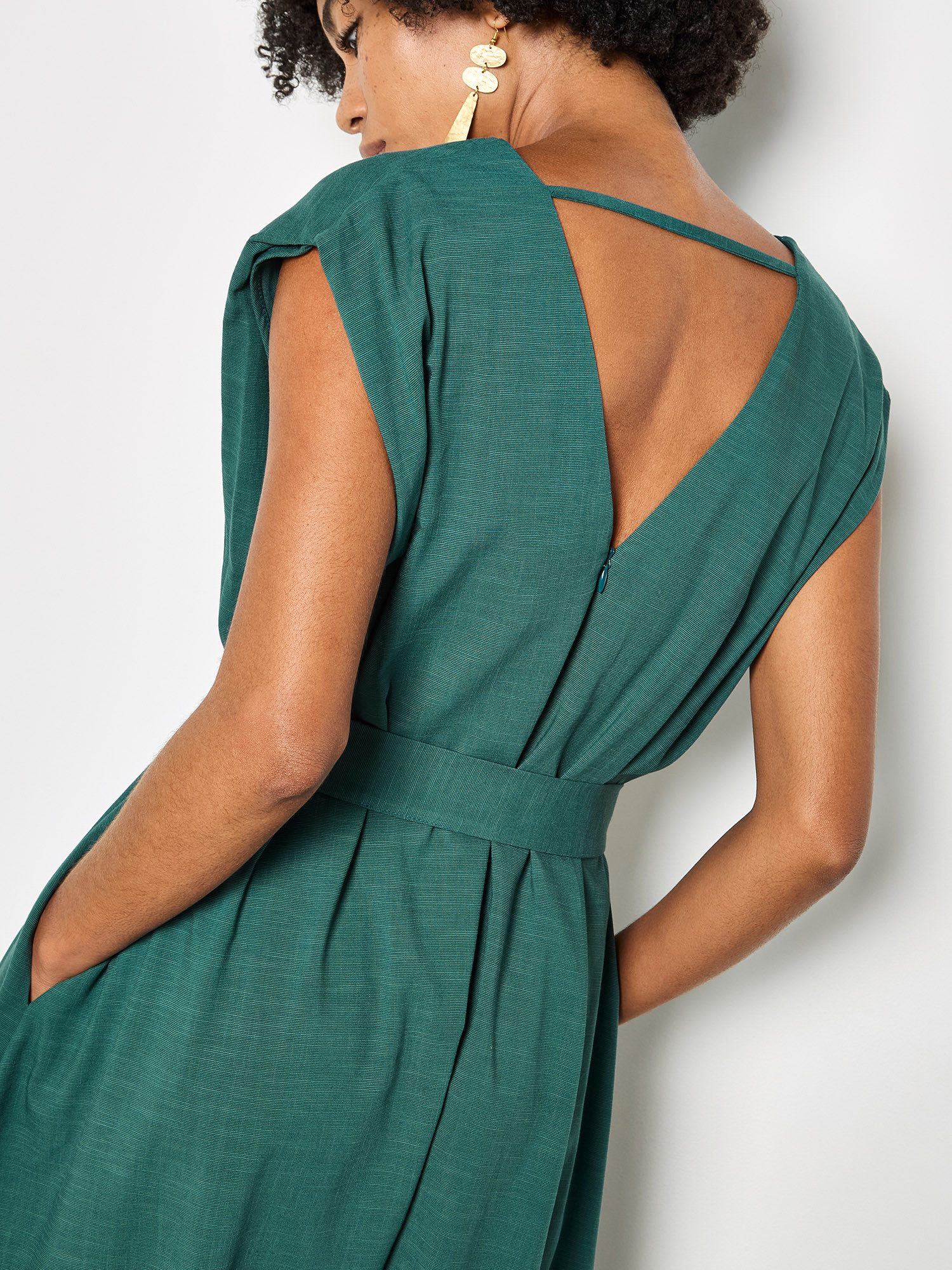 Apricot Jumpsuit Jumpsuit (mit Stoffgürtel) mit weitem Bein
