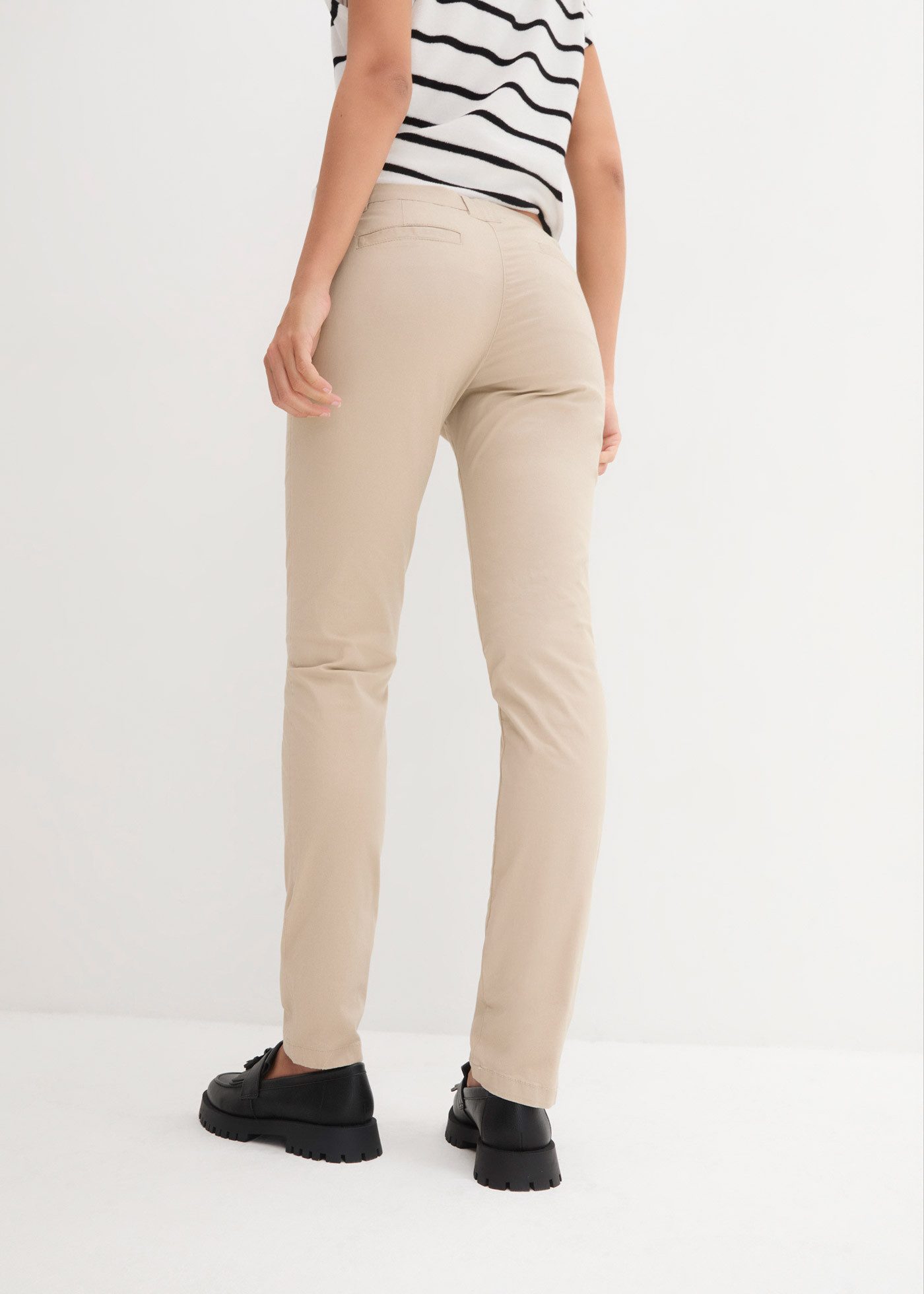 bonprix Chinohose schmale Form, mit Bundfalten und praktischen Taschen