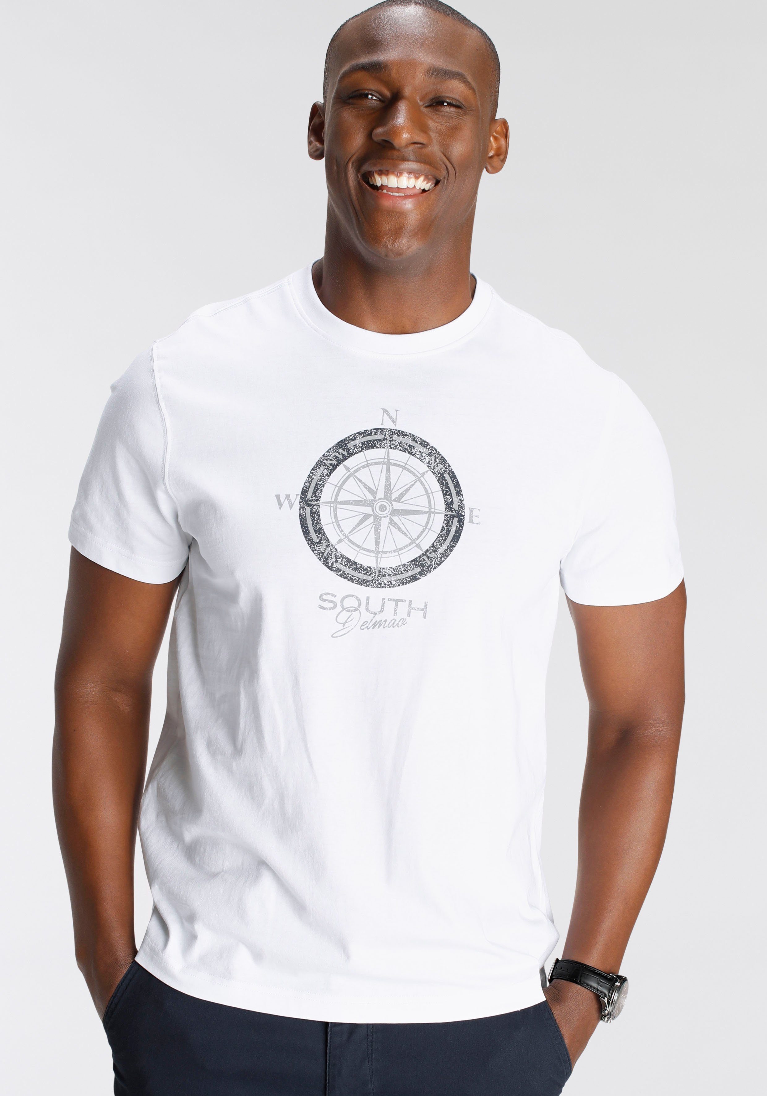 DELMAO T-Shirt Kurzarm, bedruckt, Rundhals, aus Baumwolle günstig online kaufen