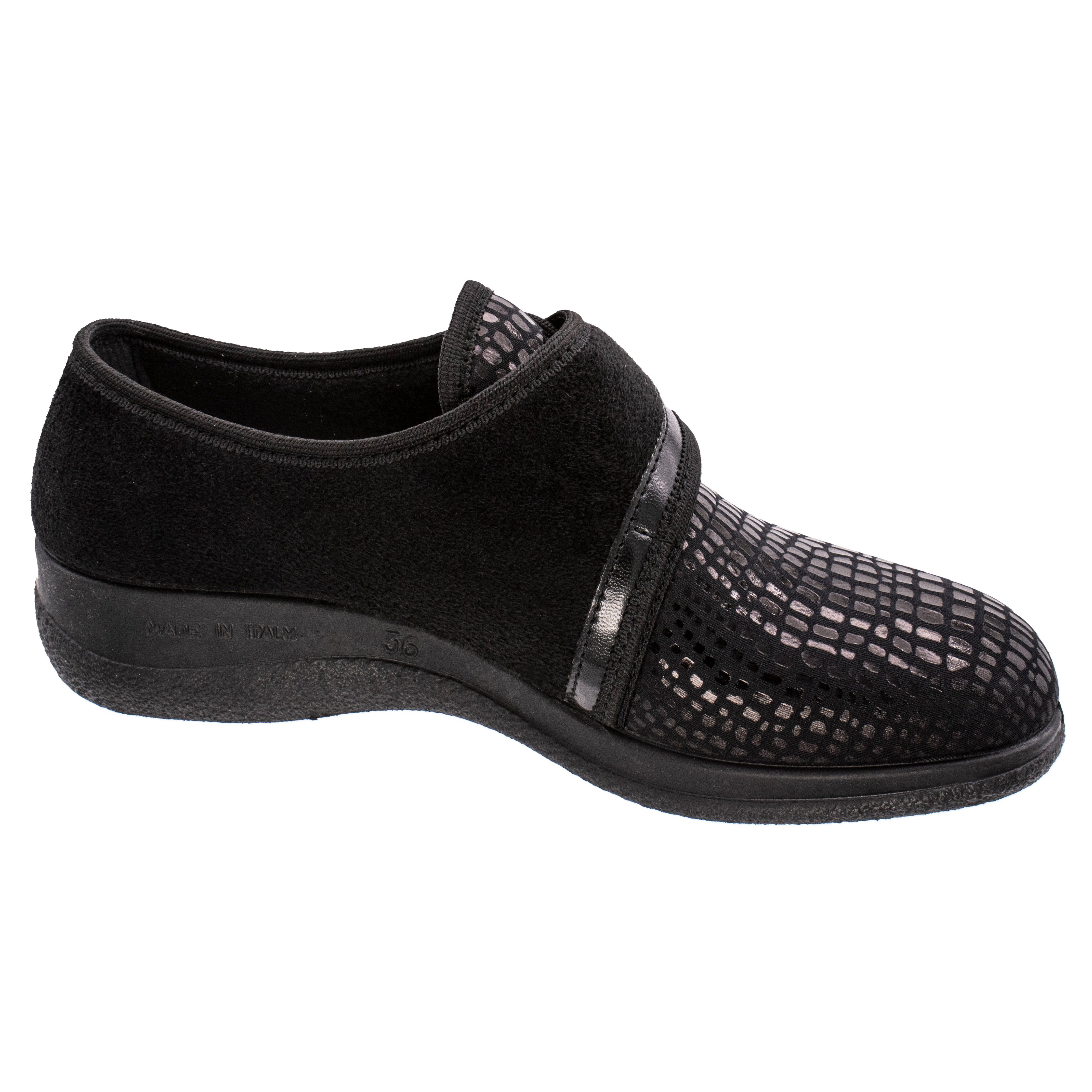 Fischer-Markenschuh Margot Sneaker aus Stretchmaterial/Velour, Ledereinlege günstig online kaufen