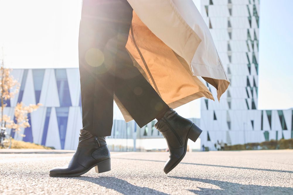 Rieker Stiefelette Boots, Klassik-Stiefelette, Blockabsatz, mit slouchy Schaft