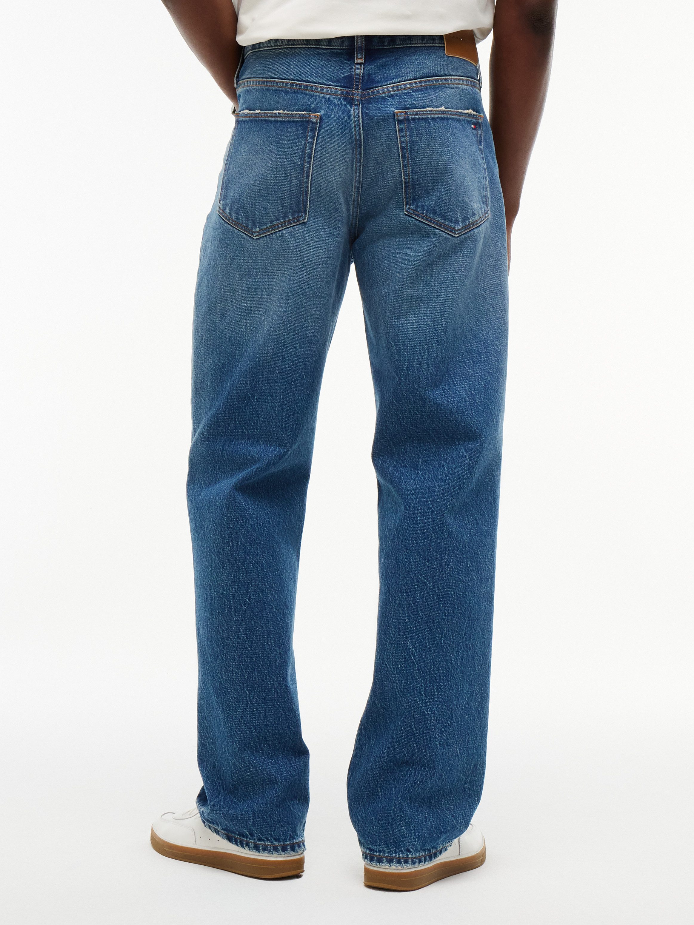 Tommy Hilfiger Straight-Jeans RIVER RELAXED CHARLIE BLUE aus Baumwoll-Denim, Relaxed Fit – Bild 2 von 5