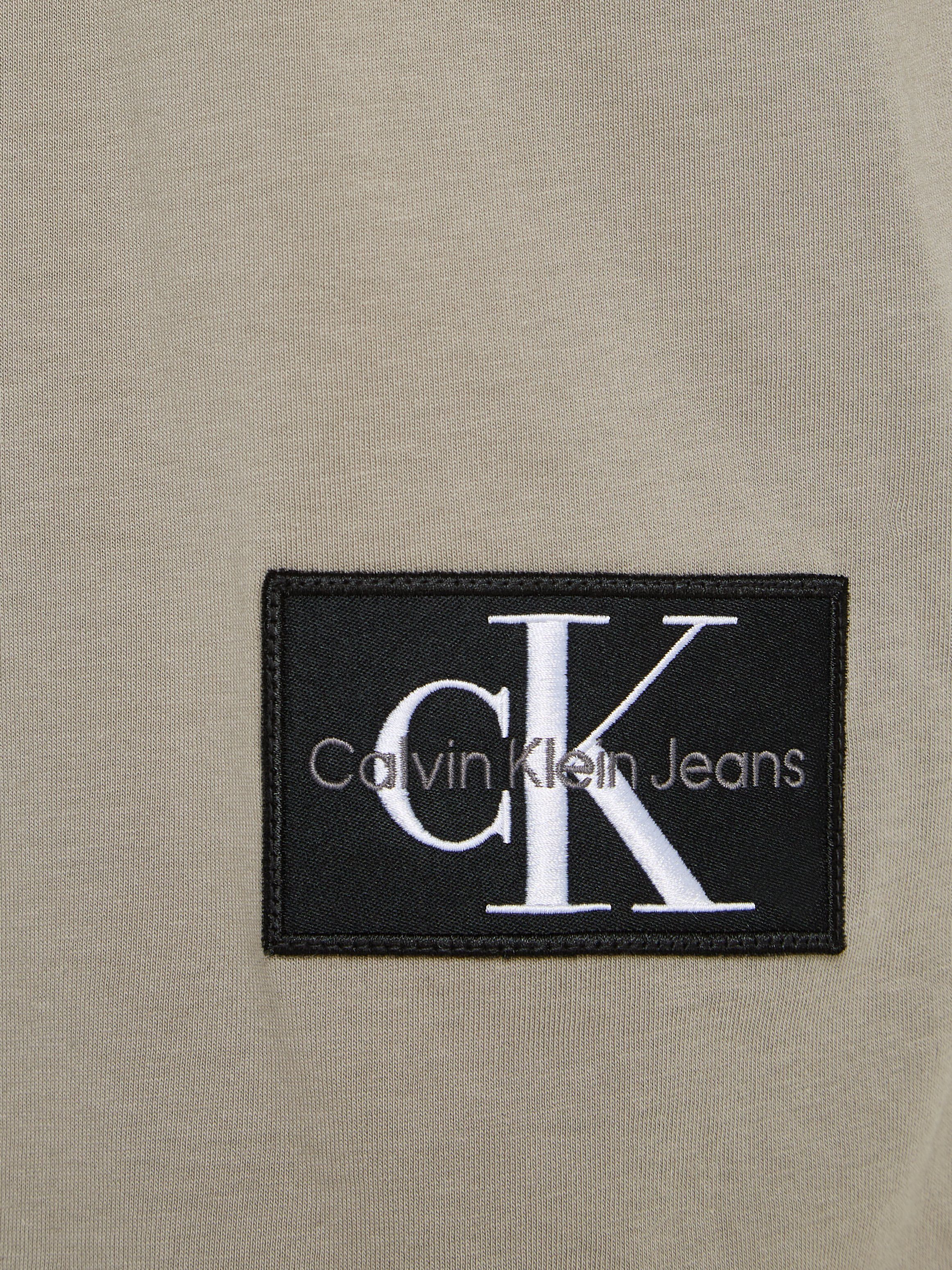TURN BADGE Logopatch UP grau Jeans mit Calvin SLEEVE T-Shirt Klein
