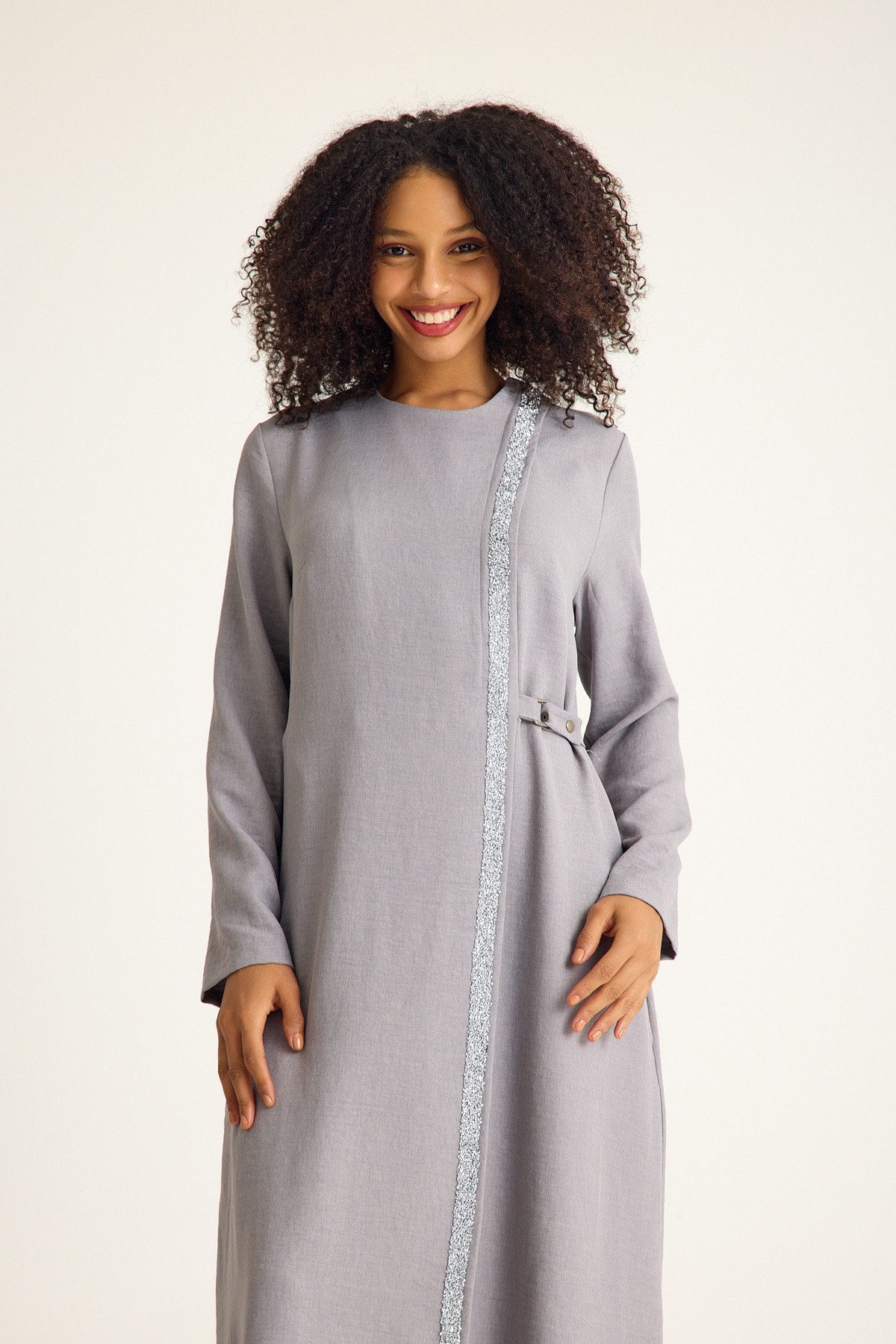 fashionshowcase Tunikakleid Abaya Kleid mit Schmuckdetails – Modest Fashion günstig online kaufen