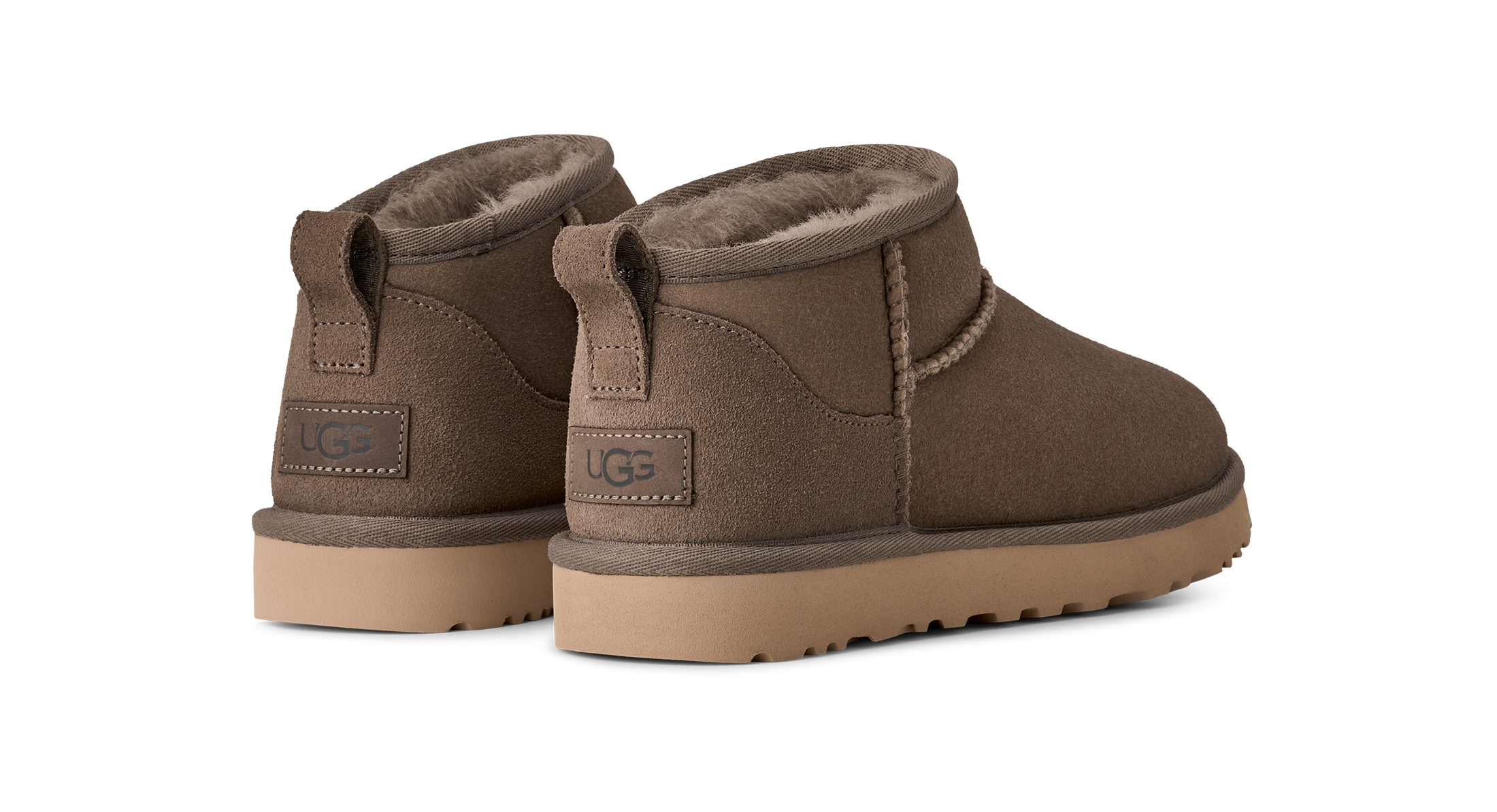 UGG Unisex, W CLASSIC ULTRA MINI Schlupfboots, Bequemschuh, Flats, Hausschuh, Freizeitschuh mit Logopatch